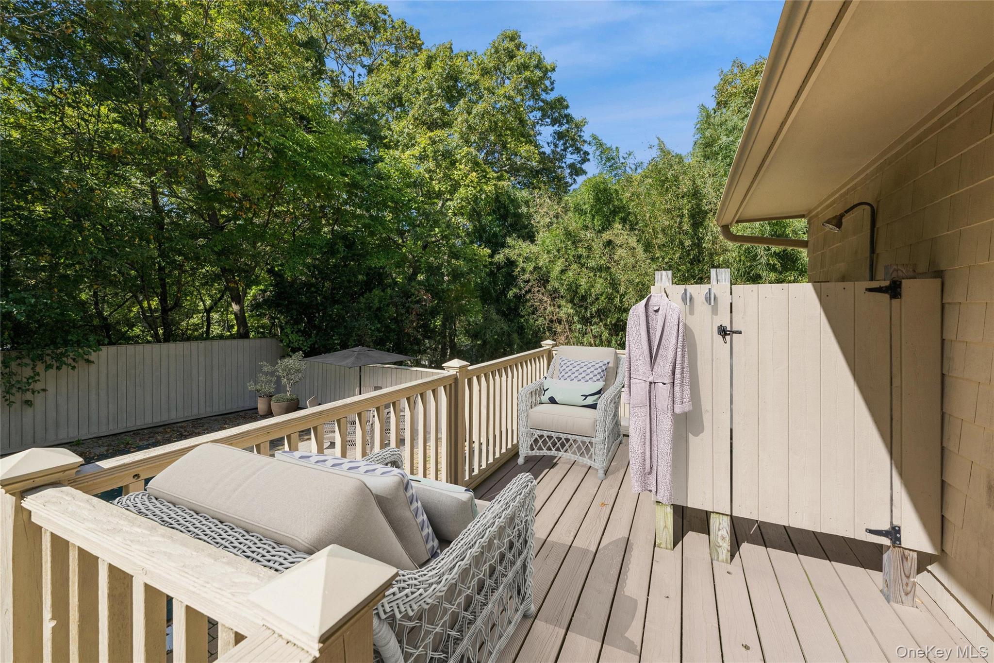 #17 photo, 33 Woods Lane, サフォーク郡 Southampton , NY 11968