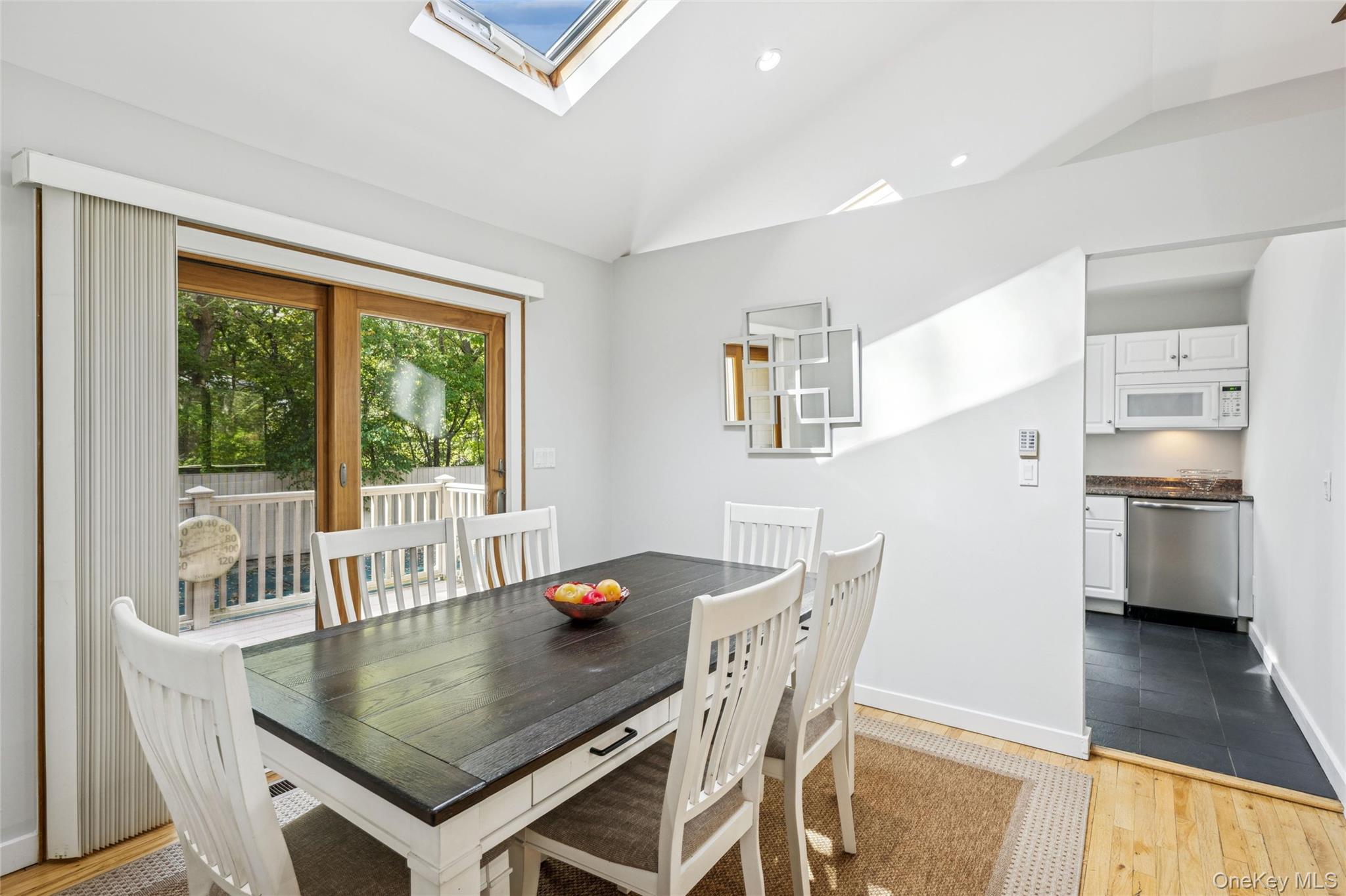 #4 photo, 33 Woods Lane, サフォーク郡 Southampton , NY 11968