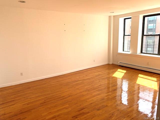 #1 photo, 25 W Broadway, ナッソー郡 Long Beach , NY 11561