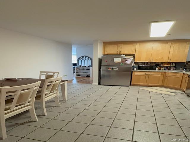 #12 photo, 25 W Broadway, ナッソー郡 Long Beach , NY 11561