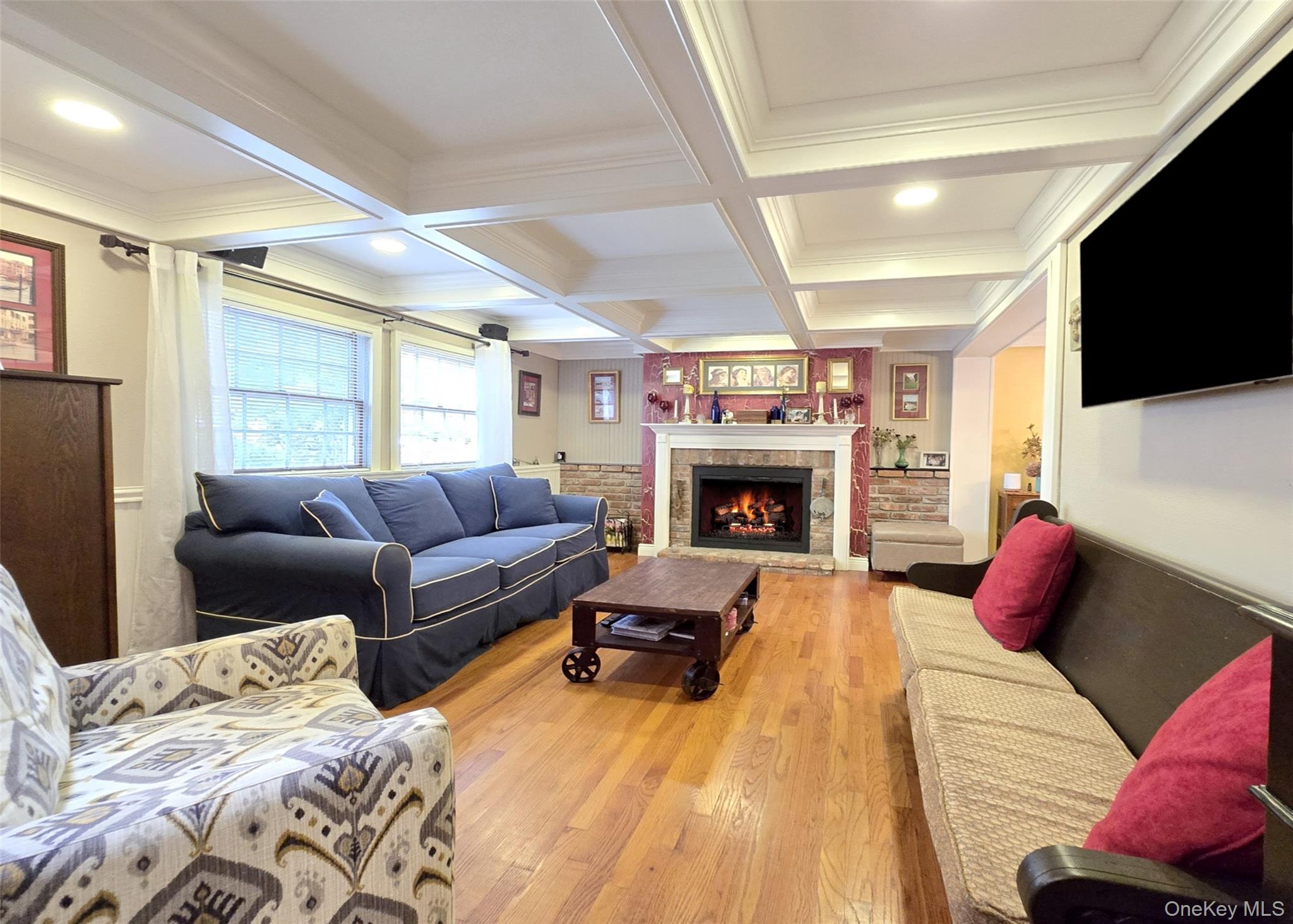 #3 photo, 8 Stalker Lane, サフォーク郡 Setauket , NY 11733