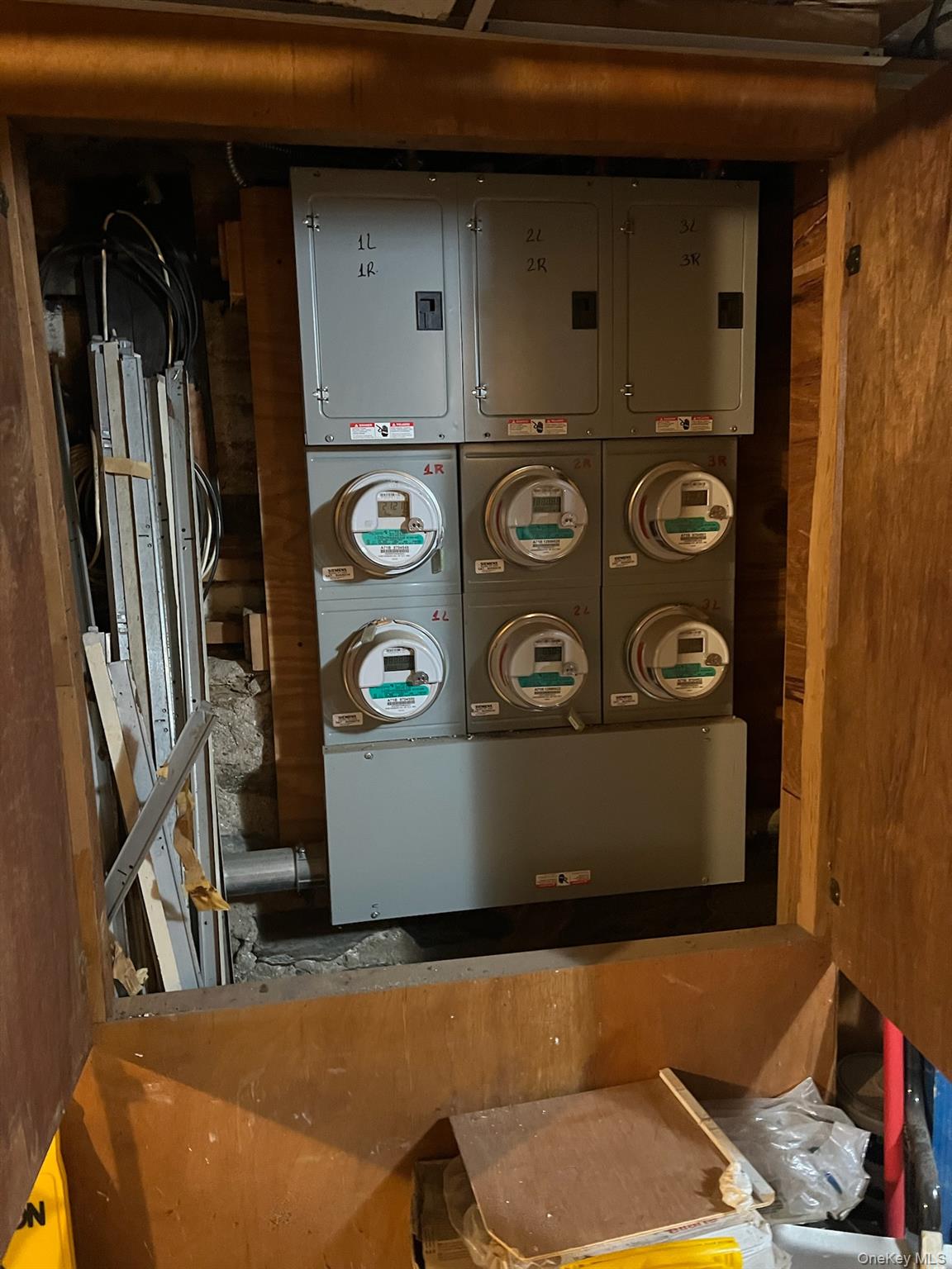 #20 photo, 433 Wyona Street, Brooklyn , NY 11207