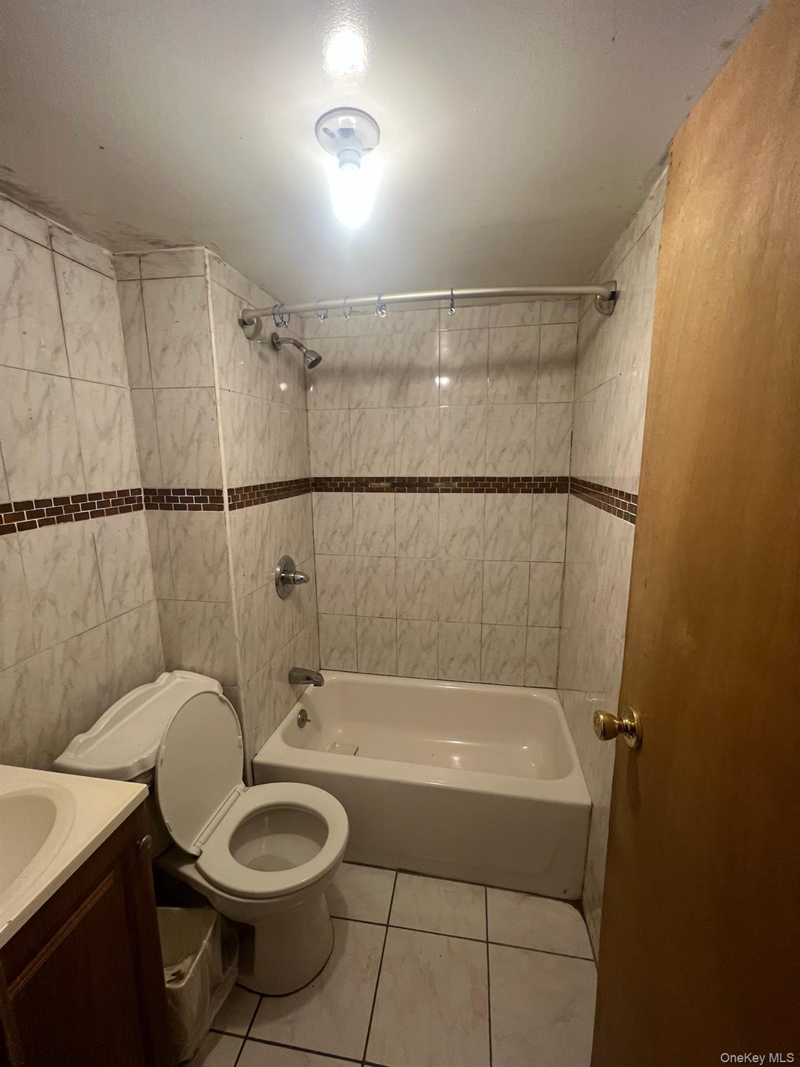 #9 photo, 433 Wyona Street, Brooklyn , NY 11207