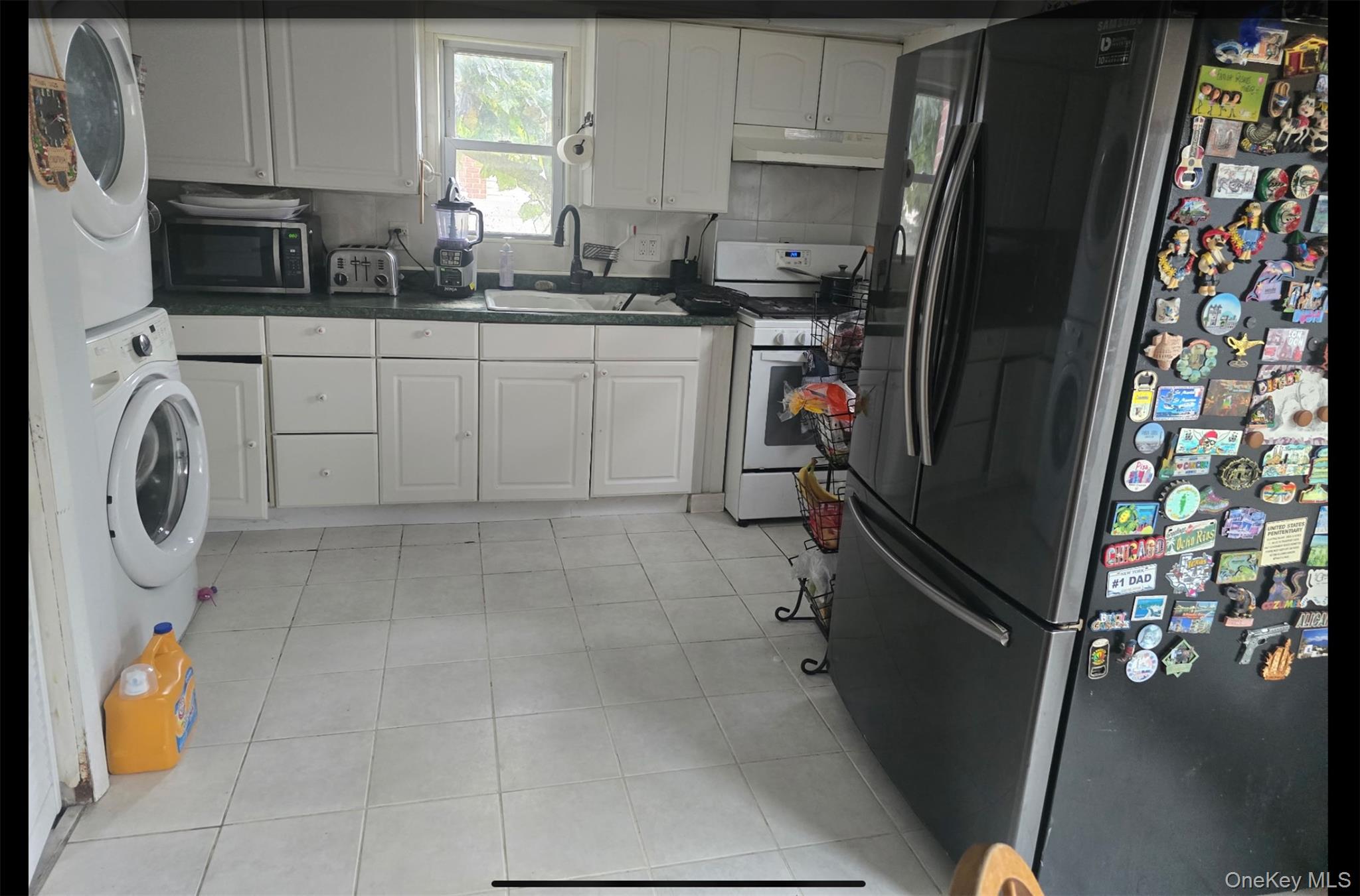 #13 photo, 14 E Chestnut Street, サフォーク郡 Central Islip , NY 11722