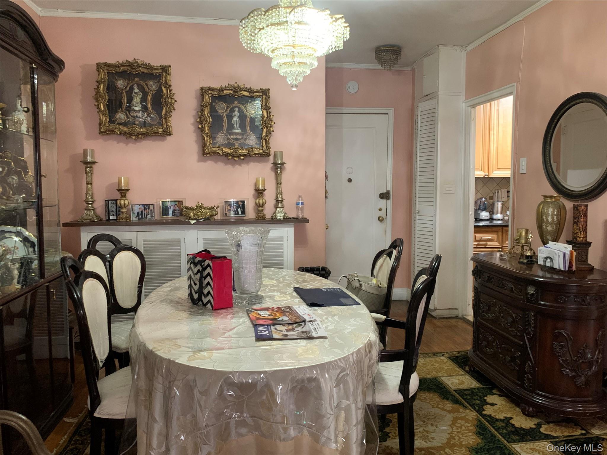 #2 photo, 102-40 67 Drive, クイーンズ区 Forest Hills , NY 11375