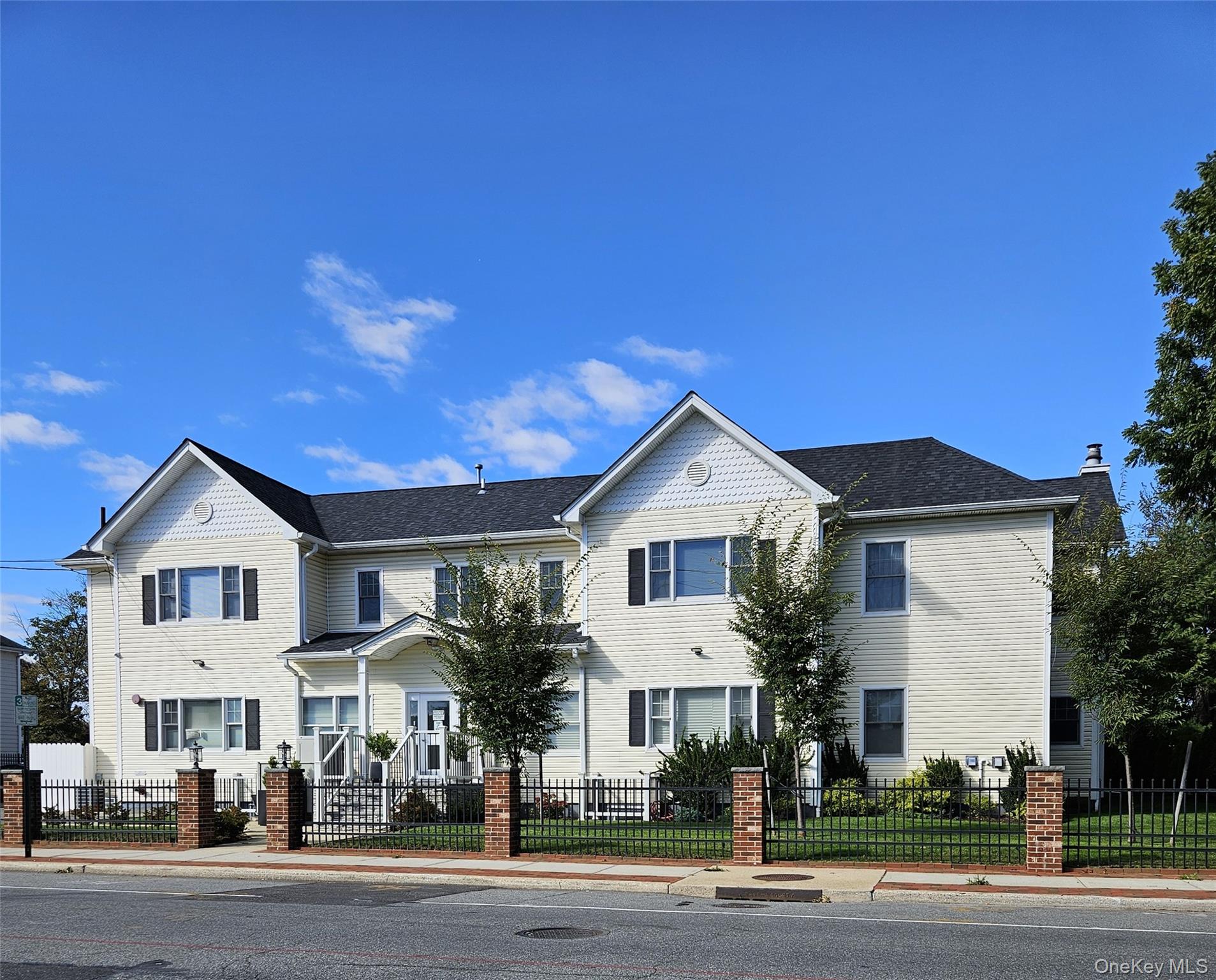 #1 photo, 93 Hempstead Avenue, ナッソー郡 Lynbrook , NY 11563