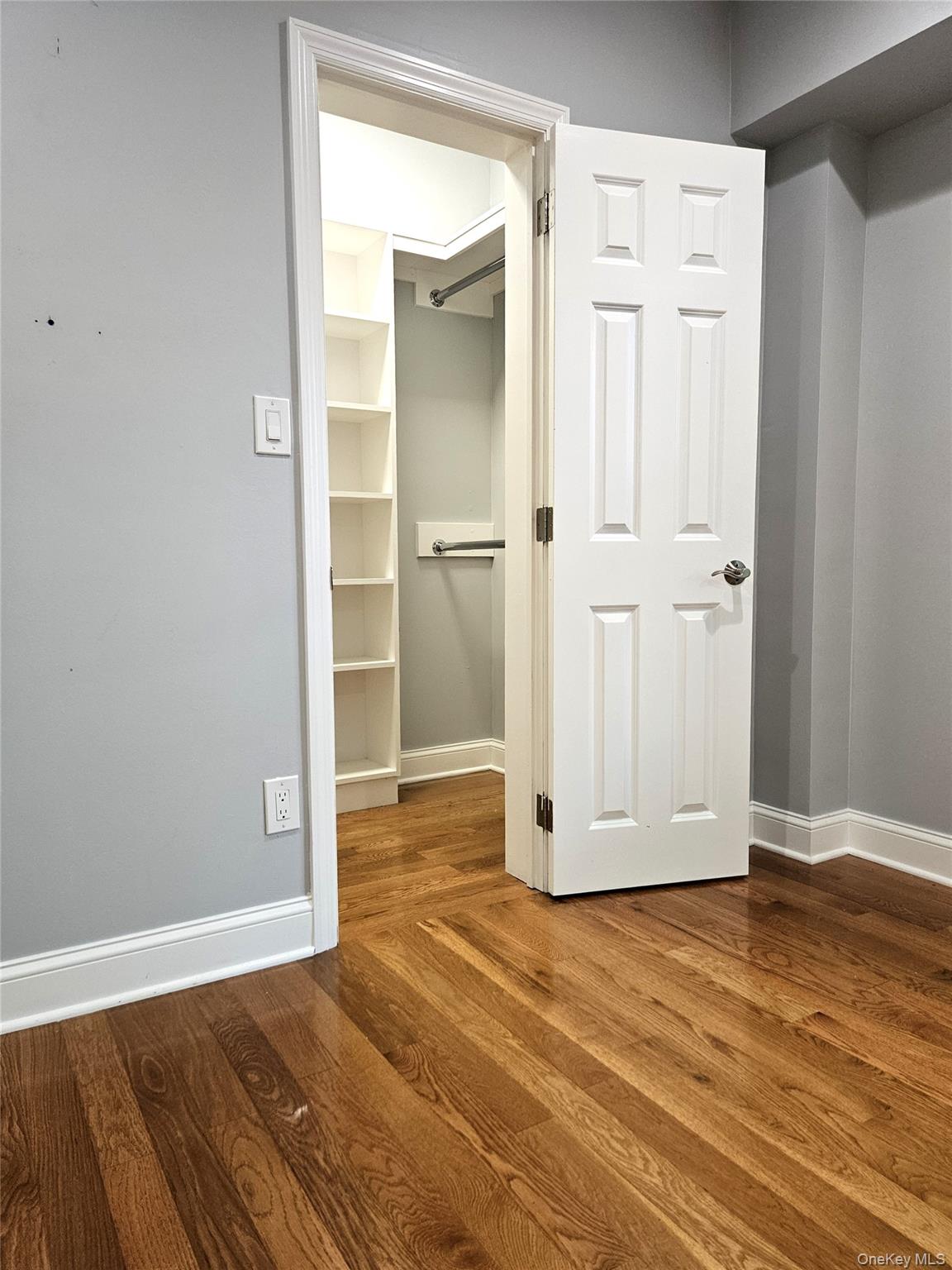 #18 photo, 93 Hempstead Avenue, ナッソー郡 Lynbrook , NY 11563