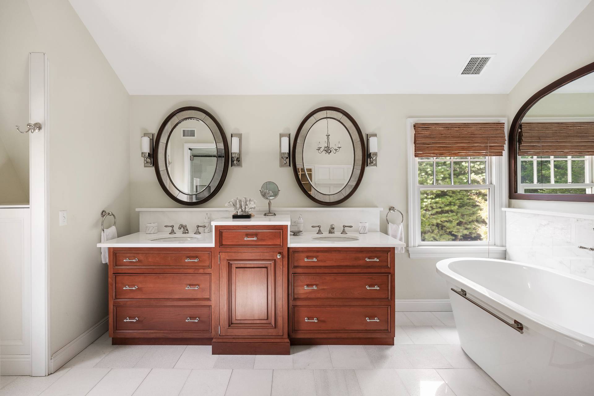 #21 photo, 17 JERICHO RD, サフォーク郡 East Hampton , NY 11937