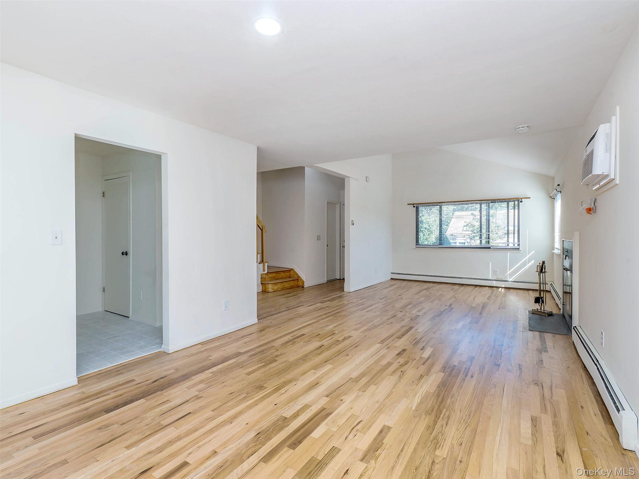 #11 photo, 47B Marwood Road, ナッソー郡 Port Washington , NY 11050