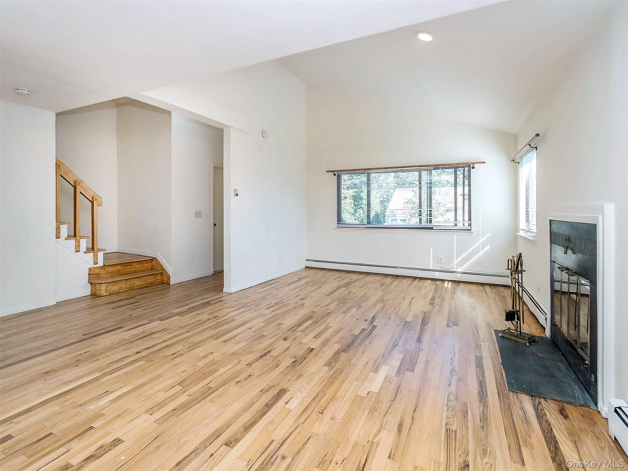 #5 photo, 47B Marwood Road, ナッソー郡 Port Washington , NY 11050