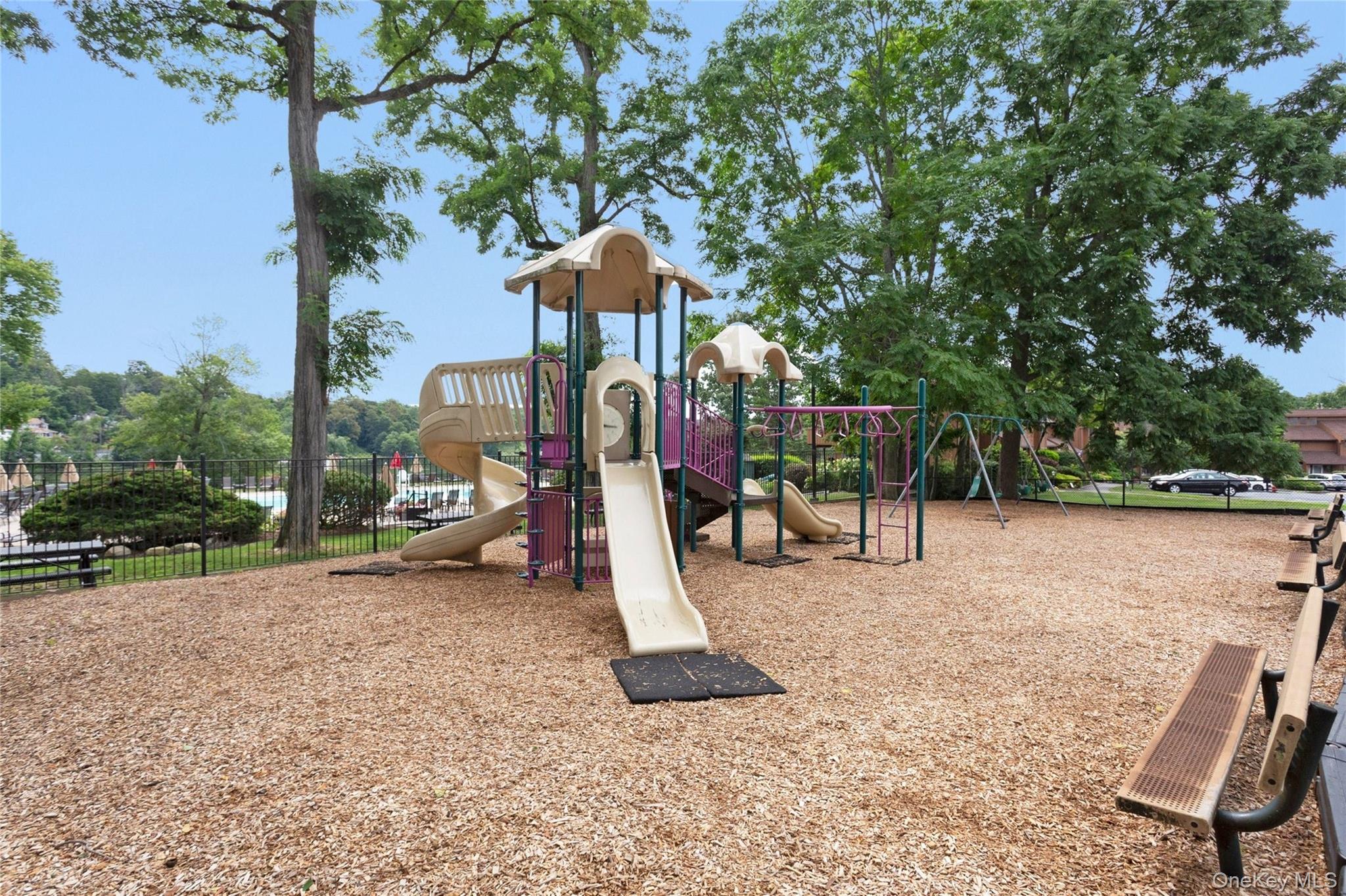 #16 photo, 17 Cromwell Place, Mohegan Lake , NY 10547