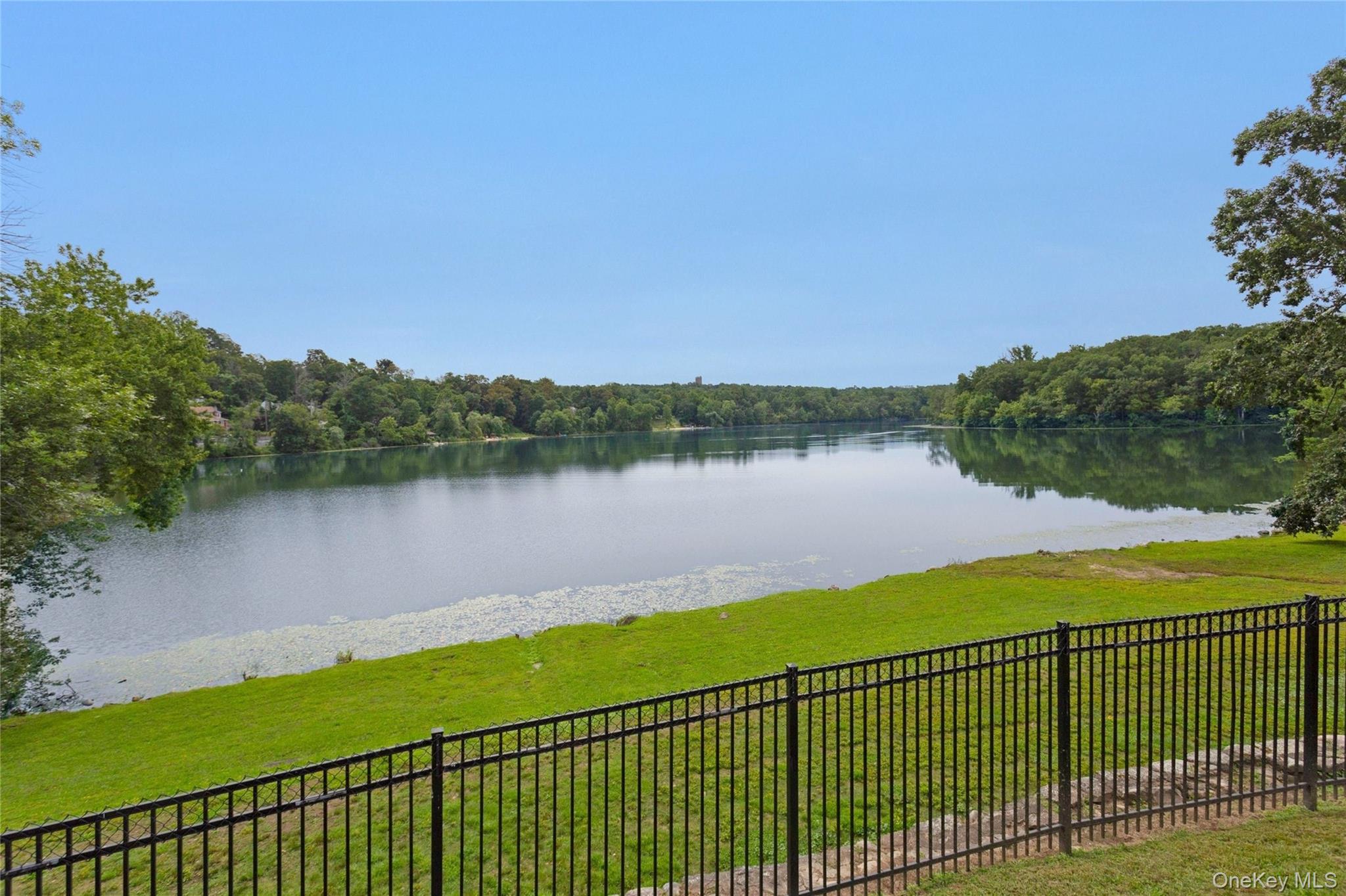 #18 photo, 17 Cromwell Place, Mohegan Lake , NY 10547