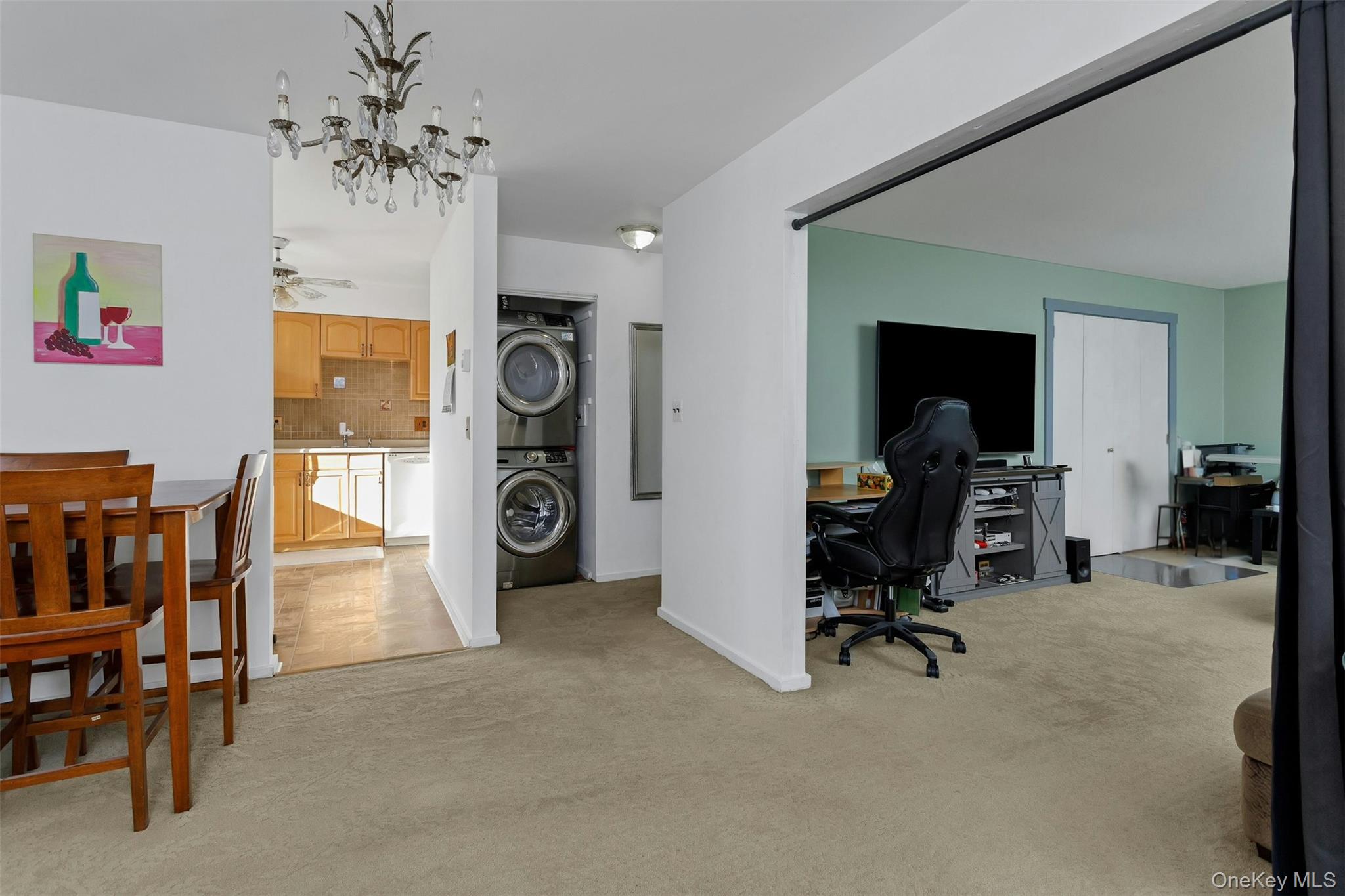 #6 photo, 17 Cromwell Place, Mohegan Lake , NY 10547