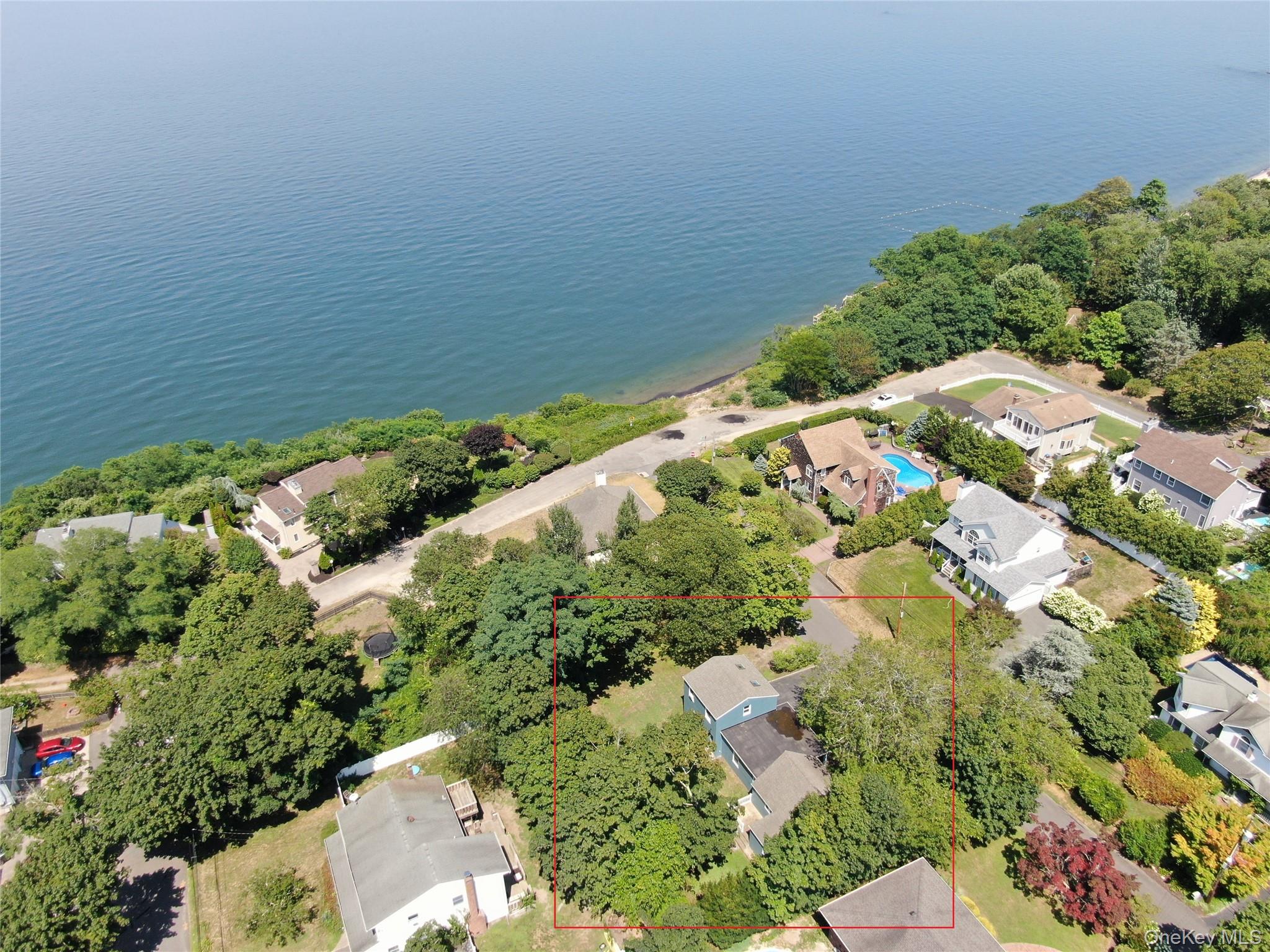 #2 photo, 56 Deer Drive, サフォーク郡 Sound Beach , NY 11789