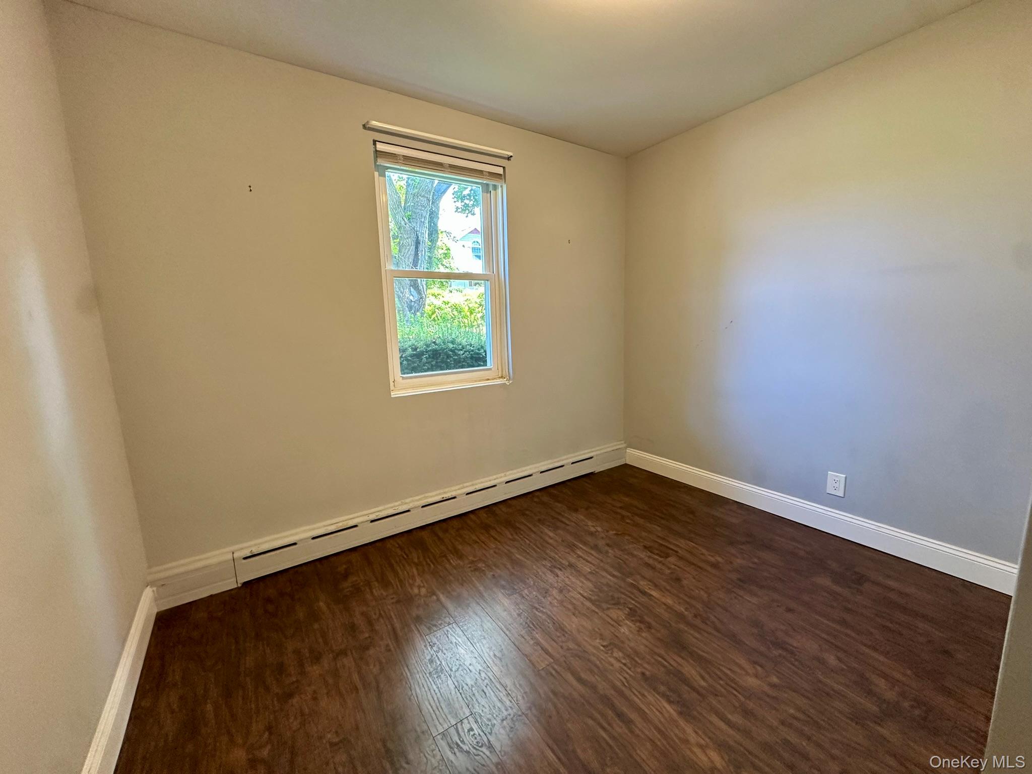 #8 photo, 56 Deer Drive, サフォーク郡 Sound Beach , NY 11789