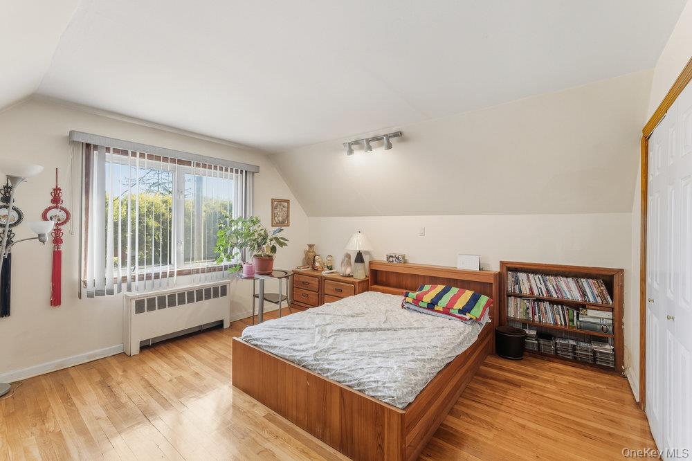 #11 photo, 543 Lakeville Road, ナッソー郡 New Hyde Park , NY 11040