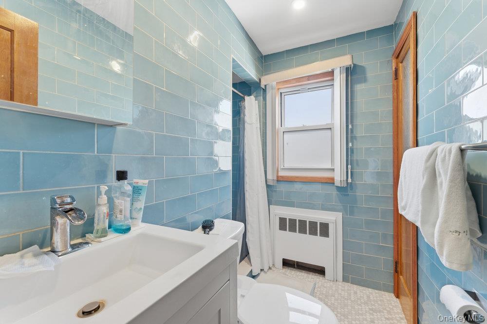 #13 photo, 543 Lakeville Road, ナッソー郡 New Hyde Park , NY 11040