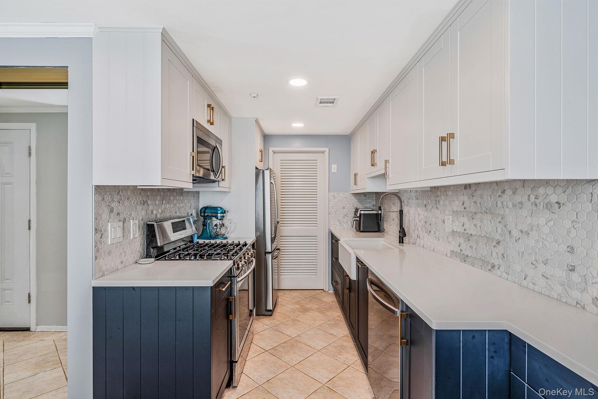 #19 photo, 862 Birchwood Road, サフォーク郡 Medford , NY 11763