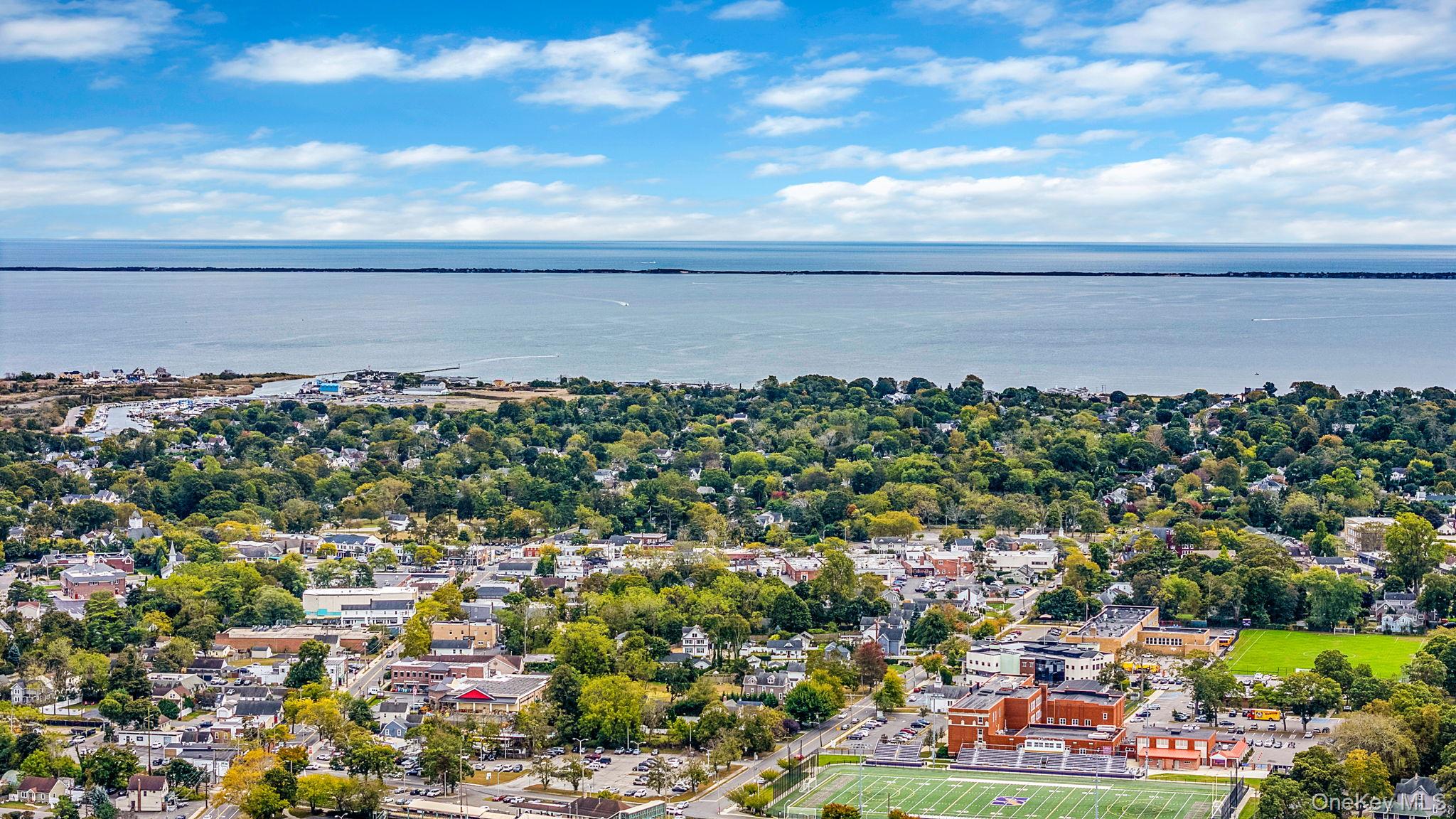 #9 photo, 330 Lakeland Avenue, サフォーク郡 Sayville , NY 11782