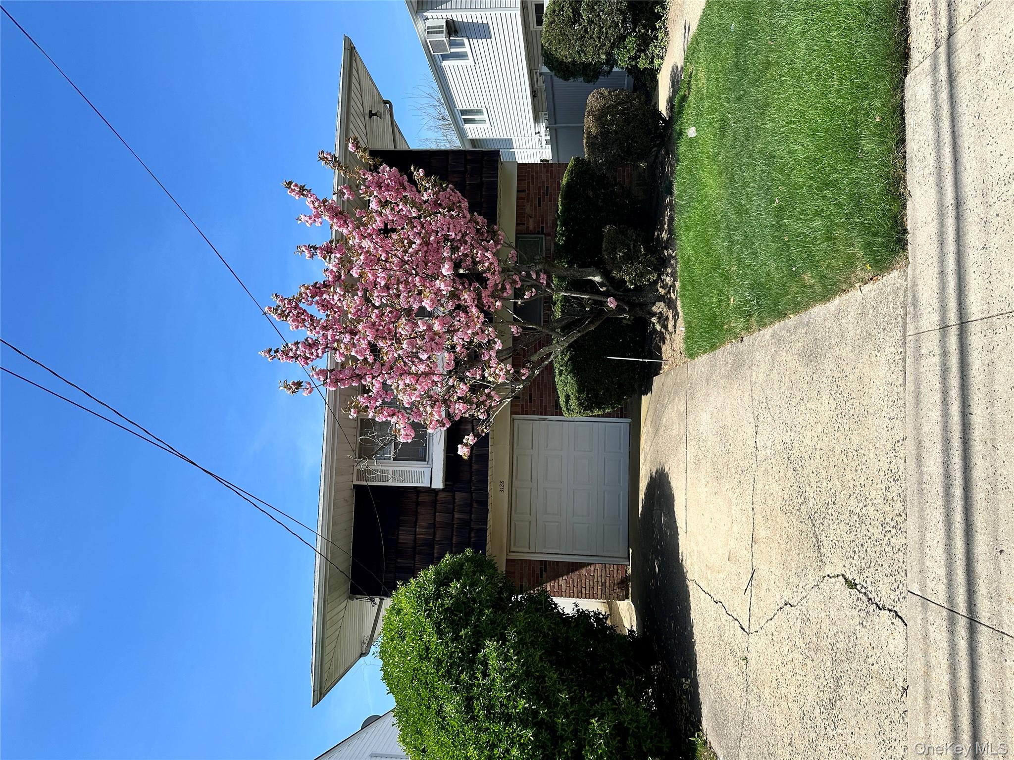 #1 photo, 3128 Schreiber Place, ナッソー郡 Baldwin , NY 11510