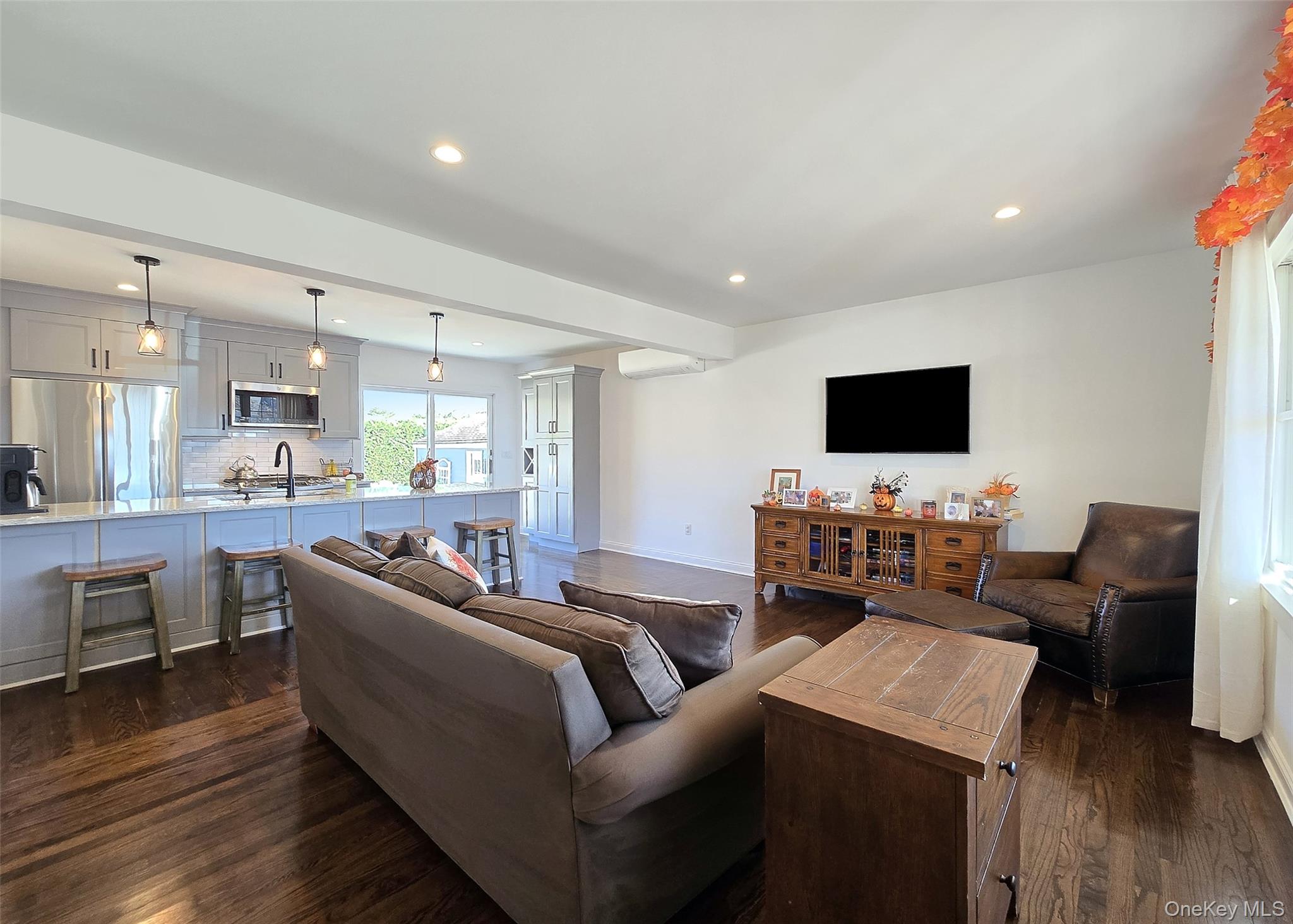 #3 photo, 3067 Xavier Court, ナッソー郡 Oceanside , NY 11572