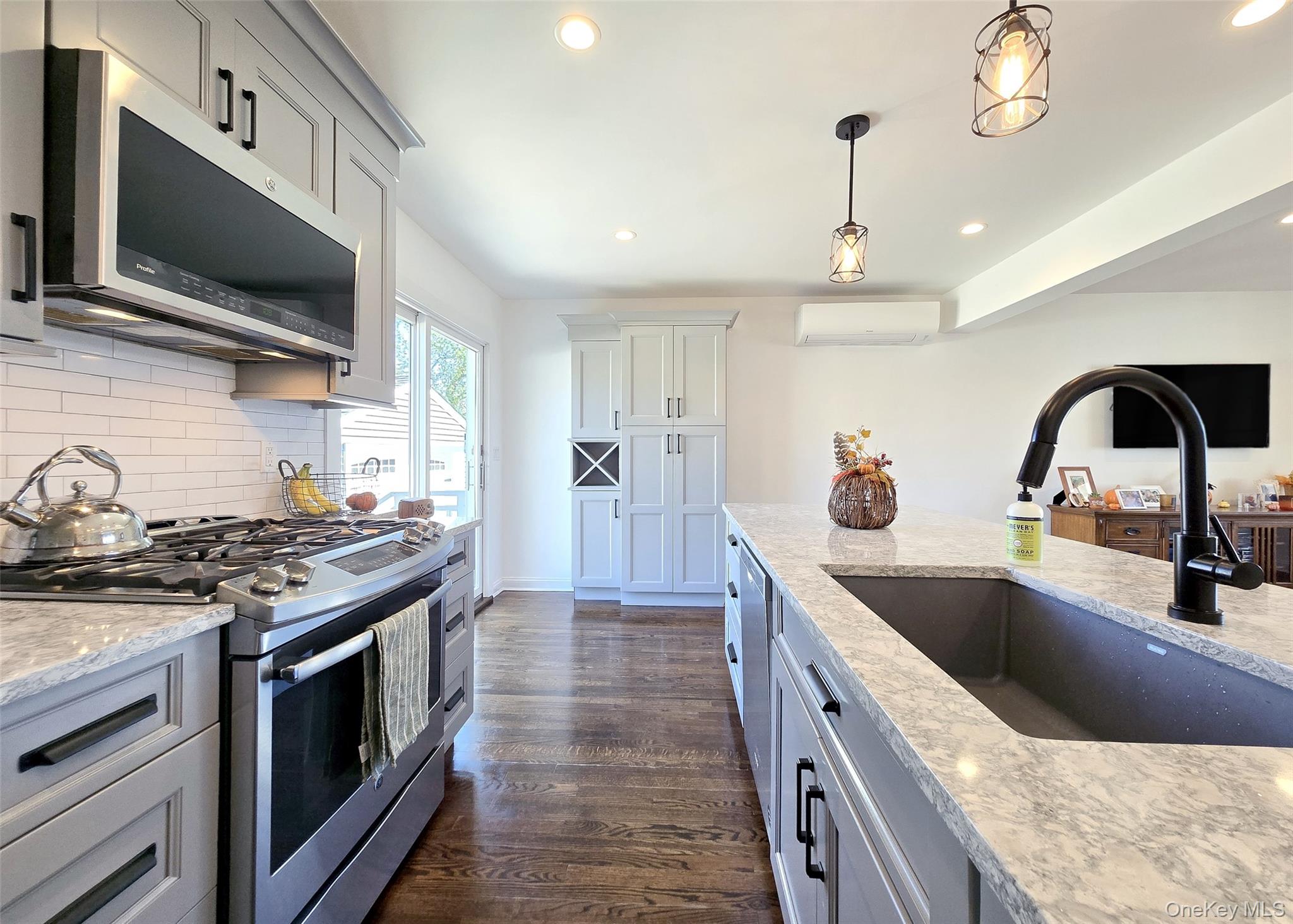 #6 photo, 3067 Xavier Court, ナッソー郡 Oceanside , NY 11572