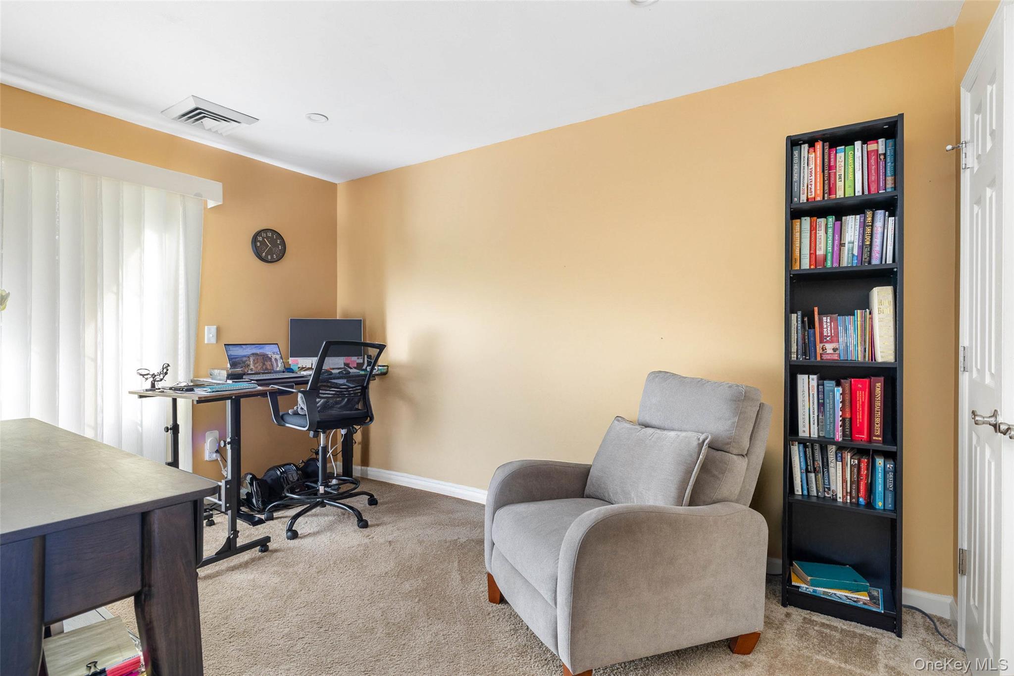 #13 photo, 121 Willow Lane, 長島 Valley Stream , NY 11580