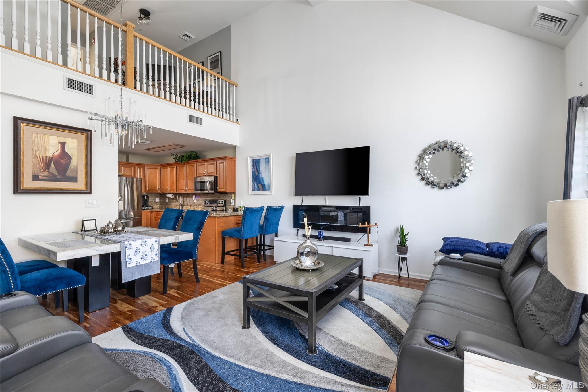 #4 photo, 121 Willow Lane, 長島 Valley Stream , NY 11580