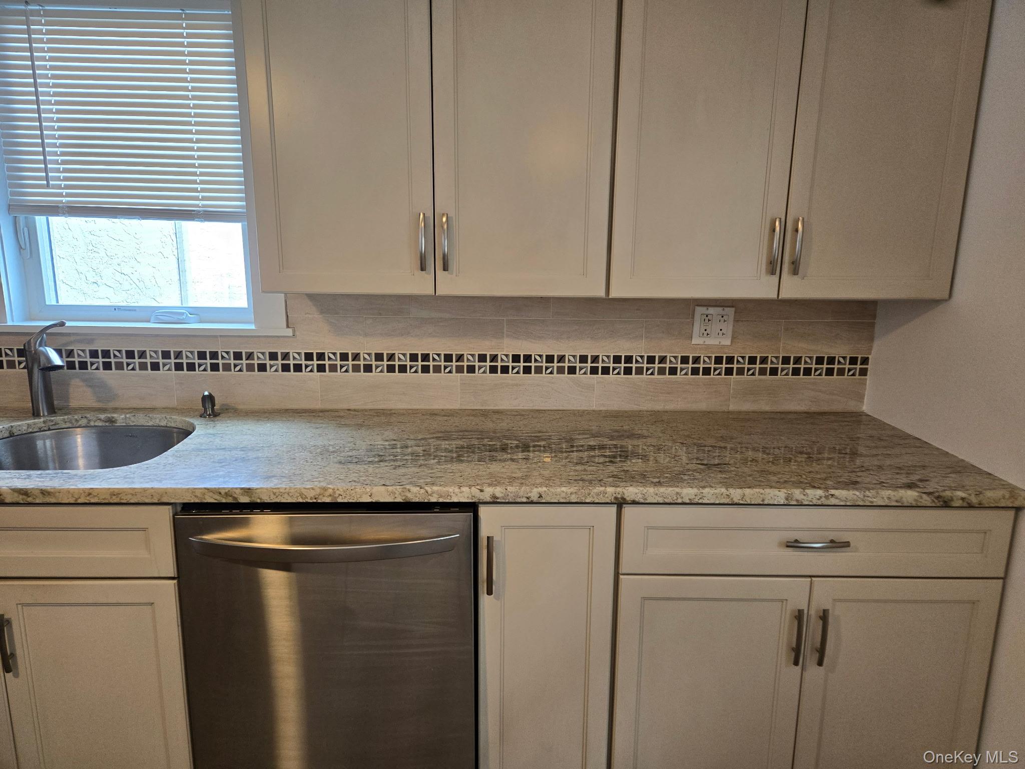 #5 photo, 125 Roslyn Road, ナッソー郡 Mineola , NY 11501