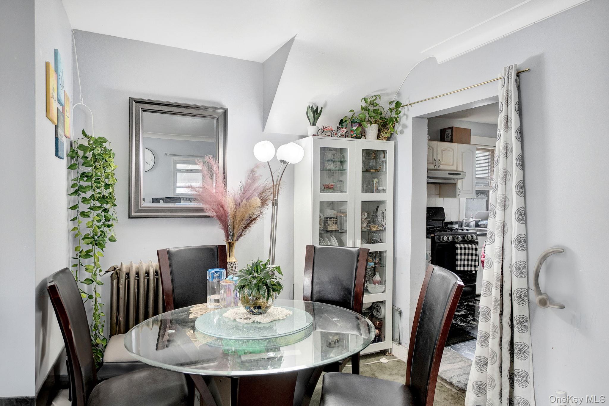 #11 photo, 9041 178th Street, クイーンズ区 Jamaica , NY 11432