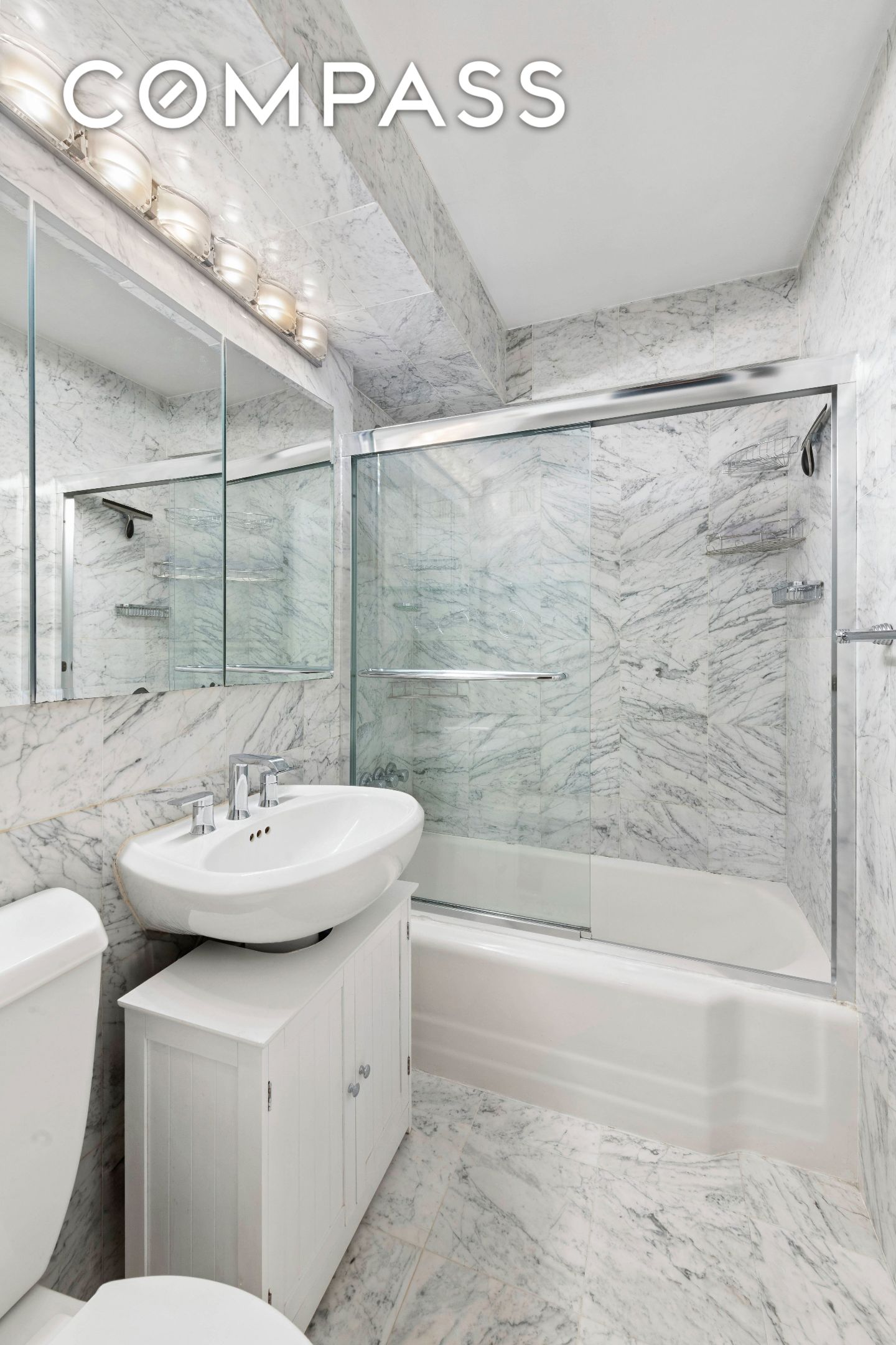 #7 photo, 205 E 77th Street, マンハッタン Upper East Side , NY 10075