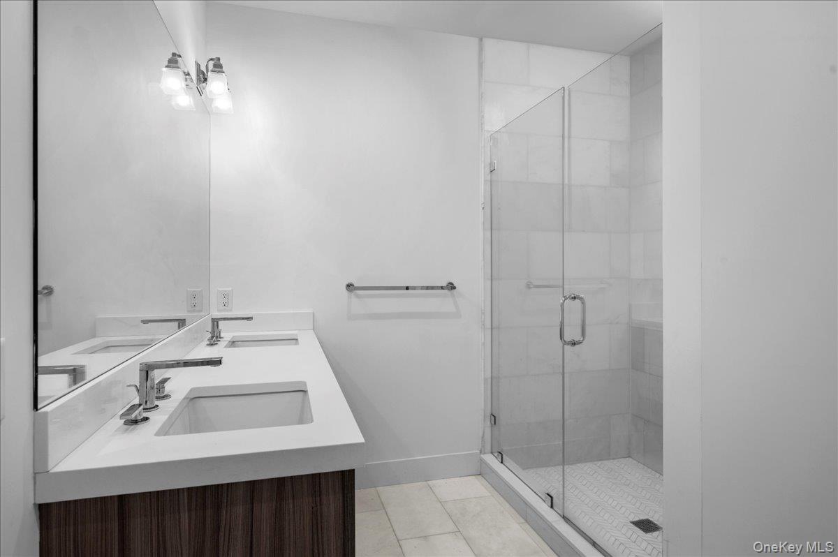 #13 photo, 422 E Boston Post Road, Mamaroneck , NY 10543