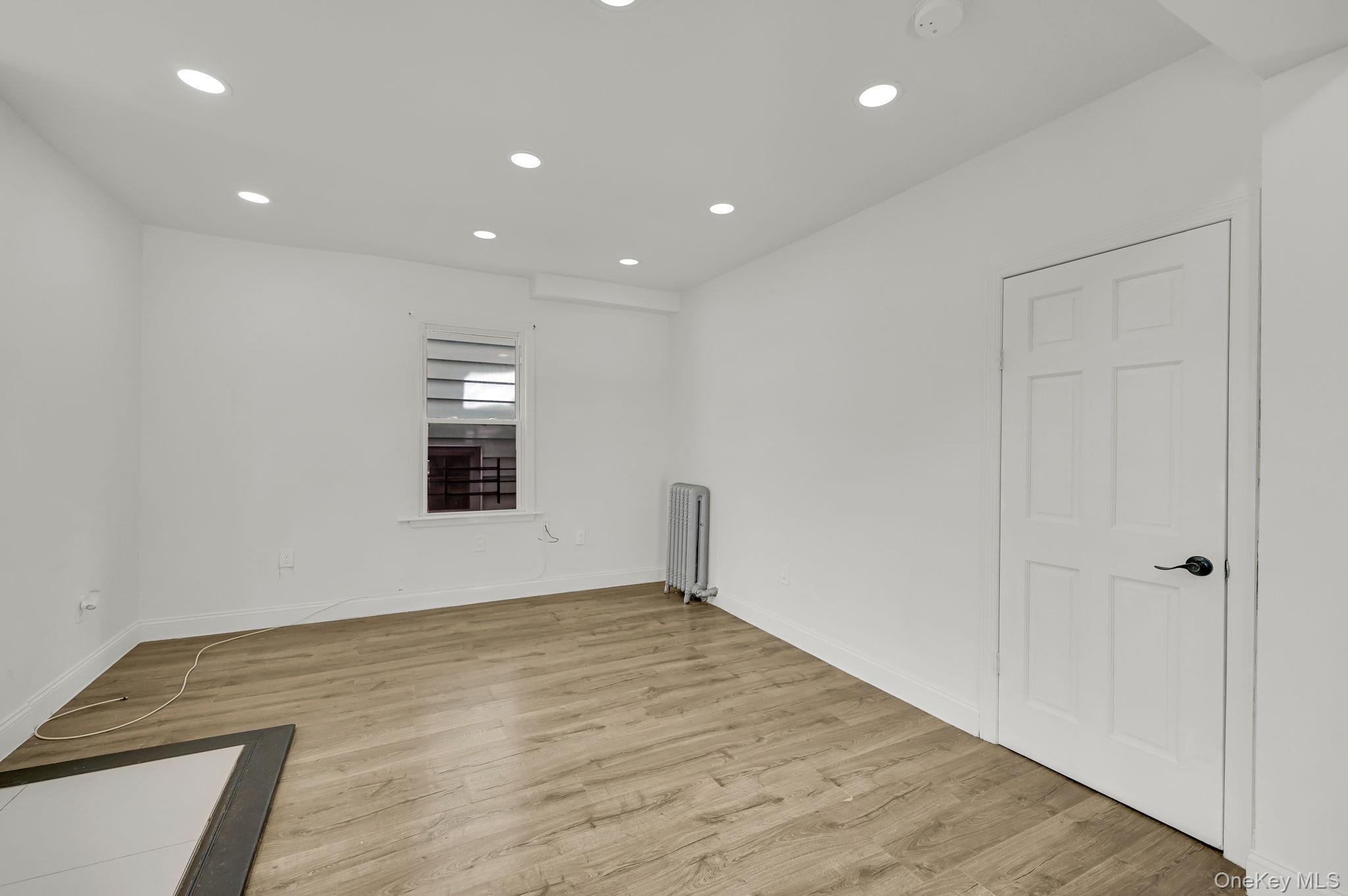 #5 photo, 555 S 5th Avenue, Mount Vernon , NY 10550