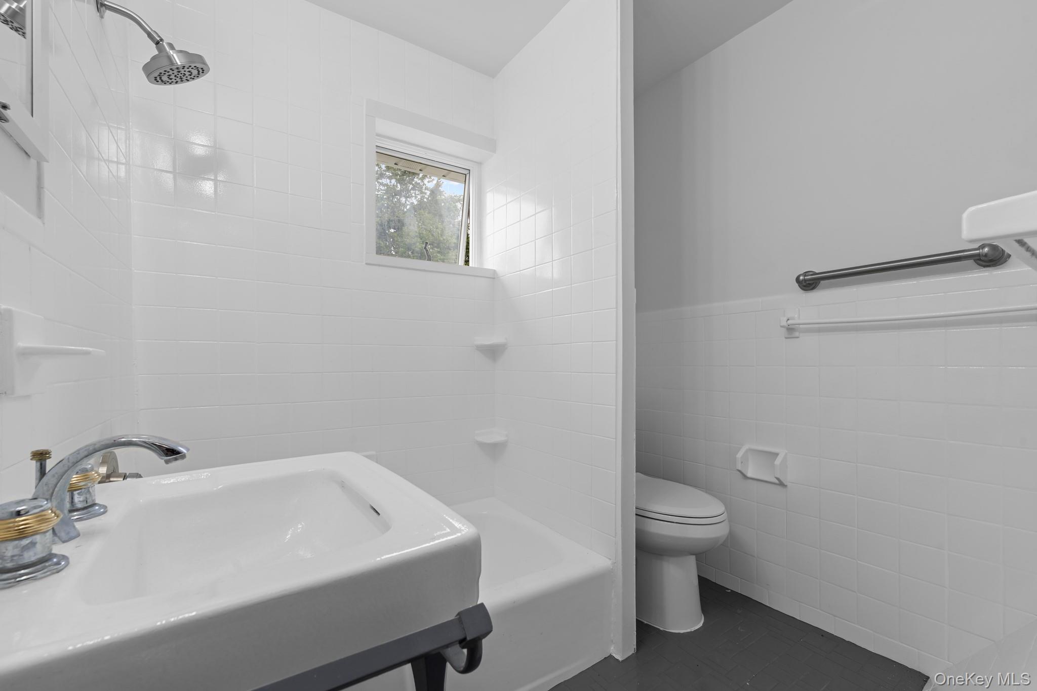 #10 photo, 36 N Perkins Avenue, Elmsford , NY 10523