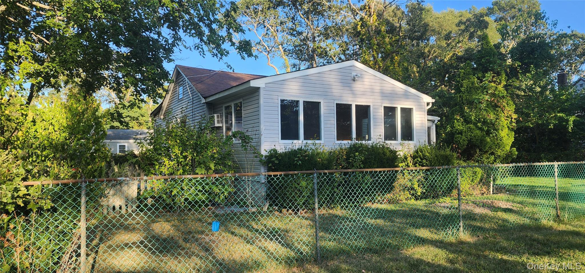#1 photo, 177 Magnolia Drive, Mastic Beach , NY 11951