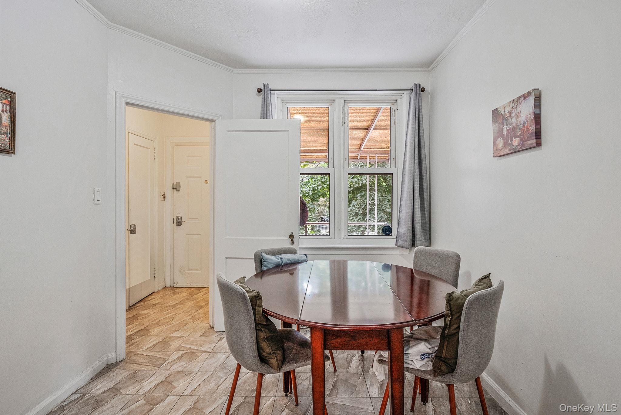 #14 photo, 66-11 Burns Street, クイーンズ区 Rego Park , NY 11374