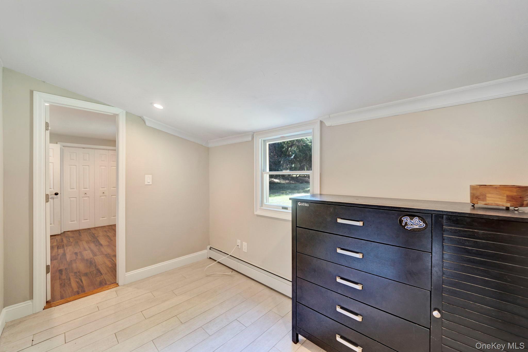 #12 photo, 26 Lindner, サフォーク郡 Smithtown , NY 11787