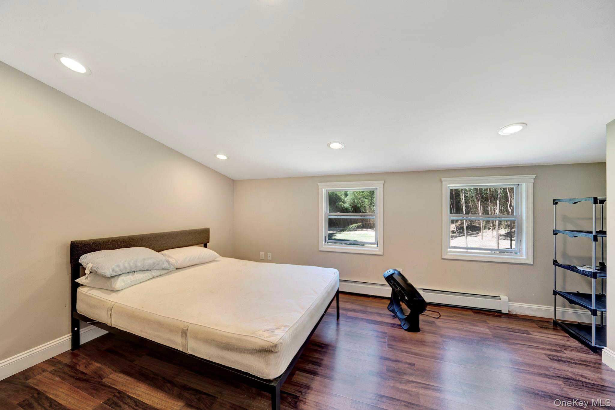 #19 photo, 26 Lindner, サフォーク郡 Smithtown , NY 11787