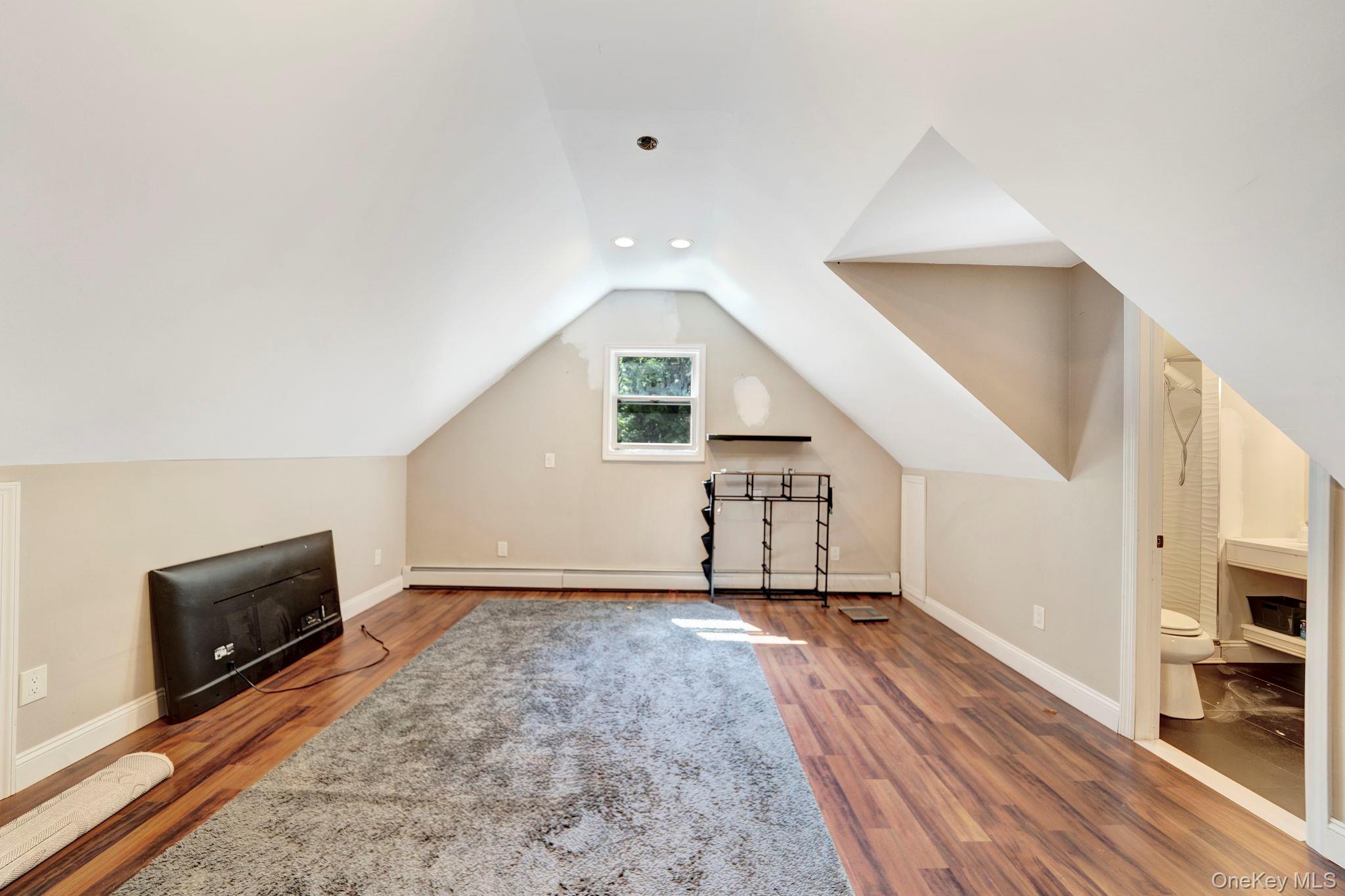 #20 photo, 26 Lindner, サフォーク郡 Smithtown , NY 11787