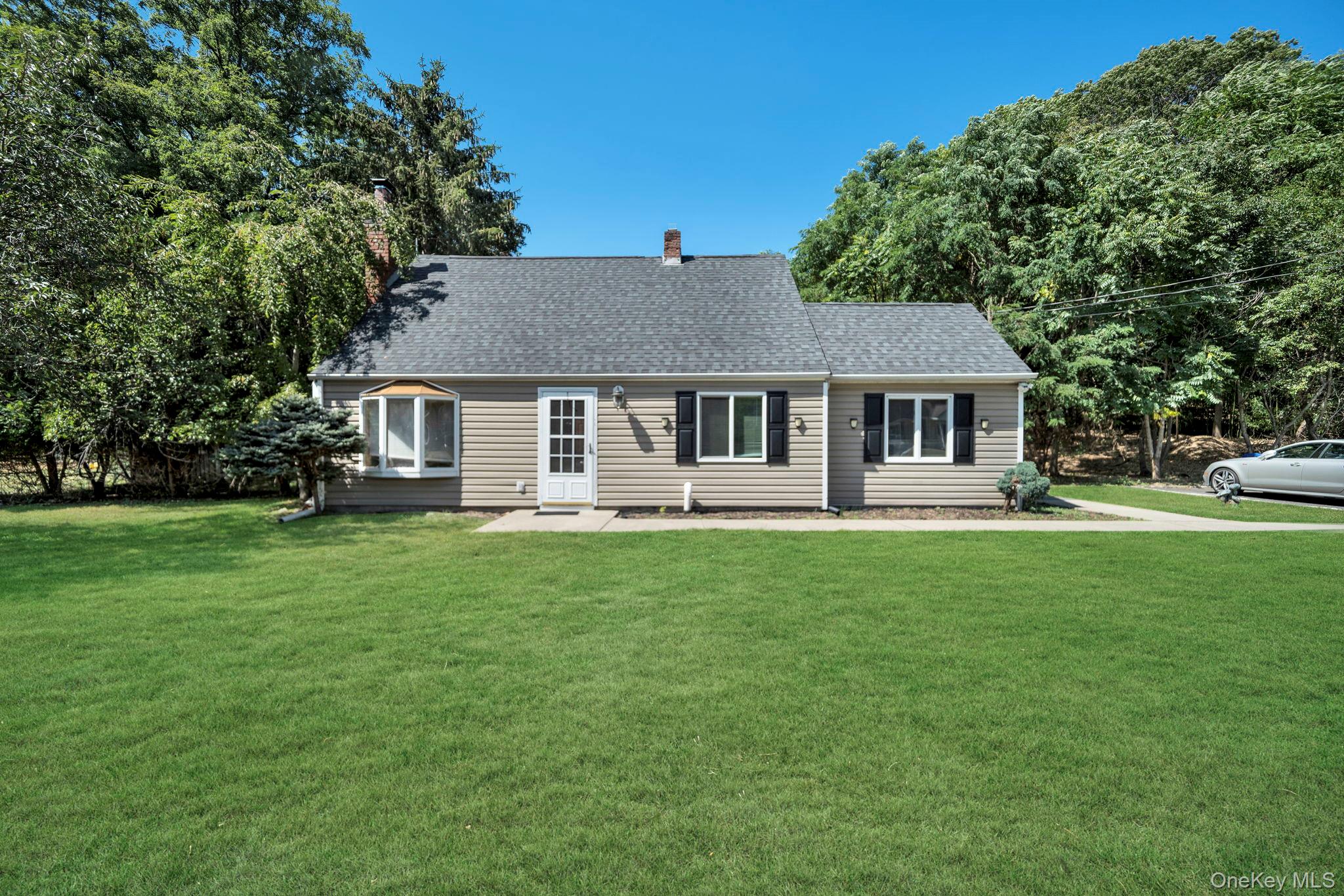 #3 photo, 26 Lindner, サフォーク郡 Smithtown , NY 11787