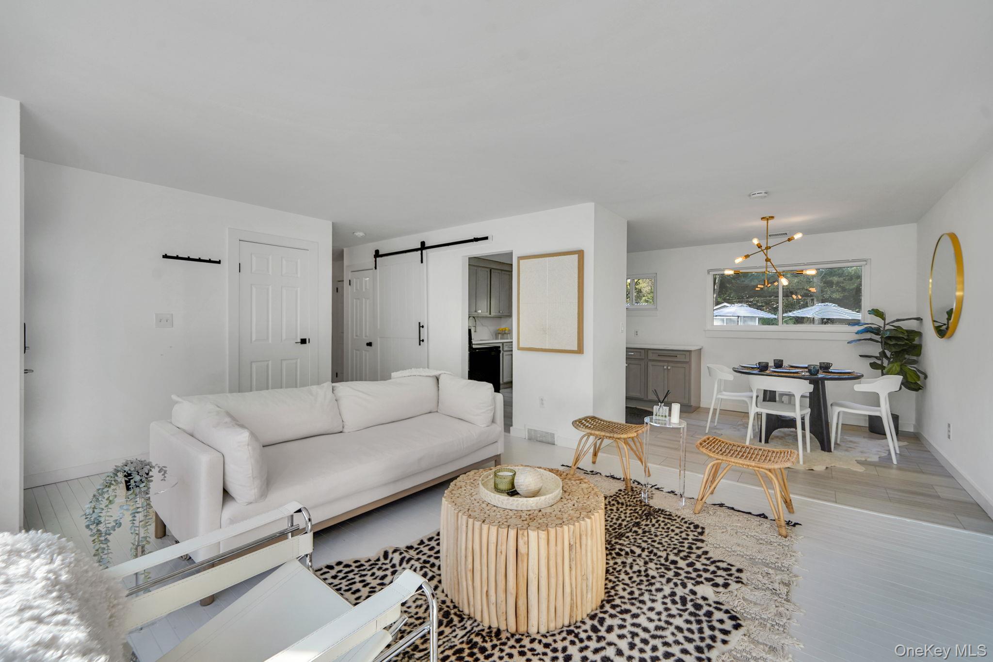 #5 photo, 138 W Tiana Road, サフォーク郡 Hampton Bays , NY 11946