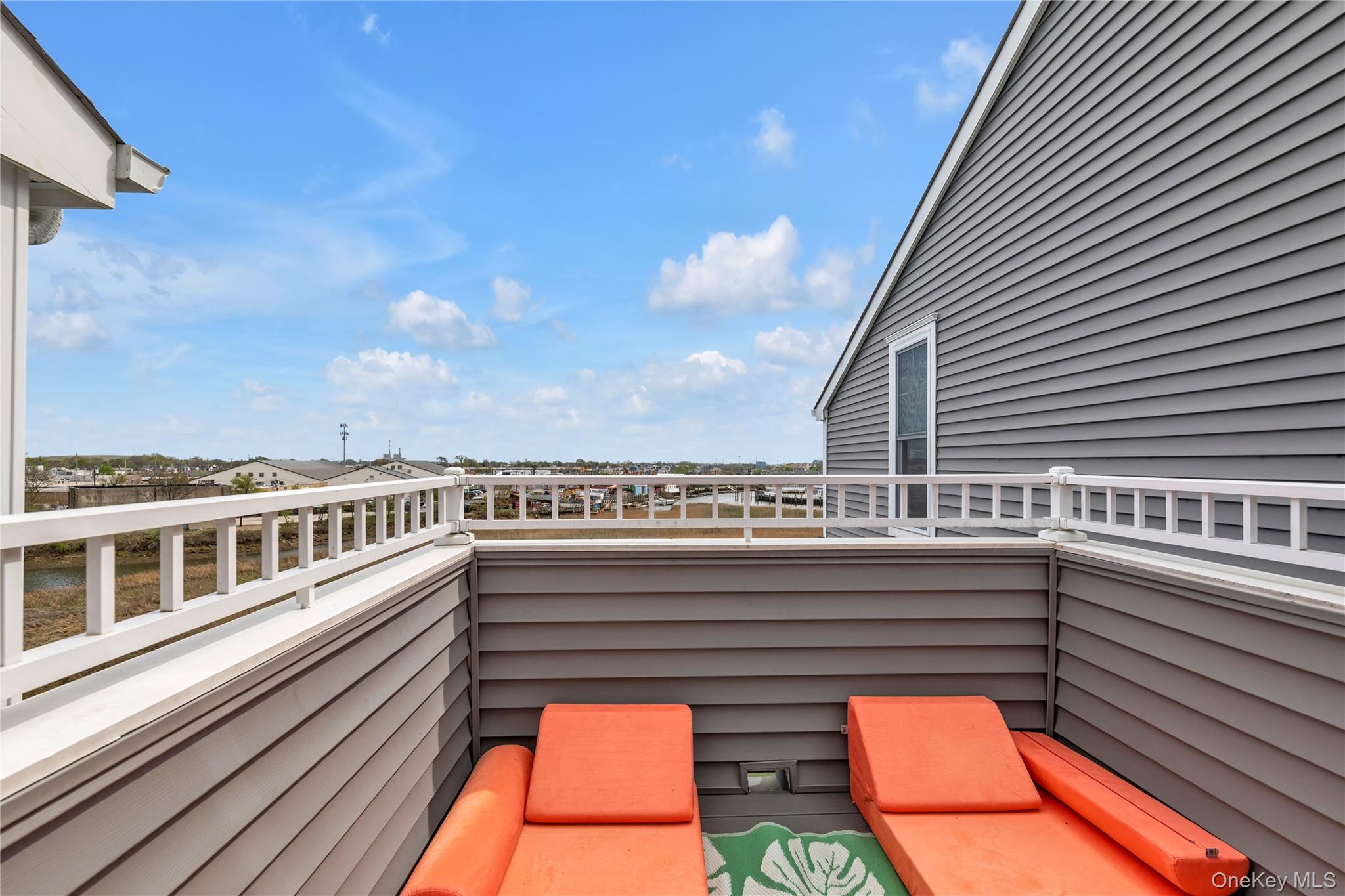 #18 photo, 322 Marina Point, ナッソー郡 East Rockaway , NY 11518