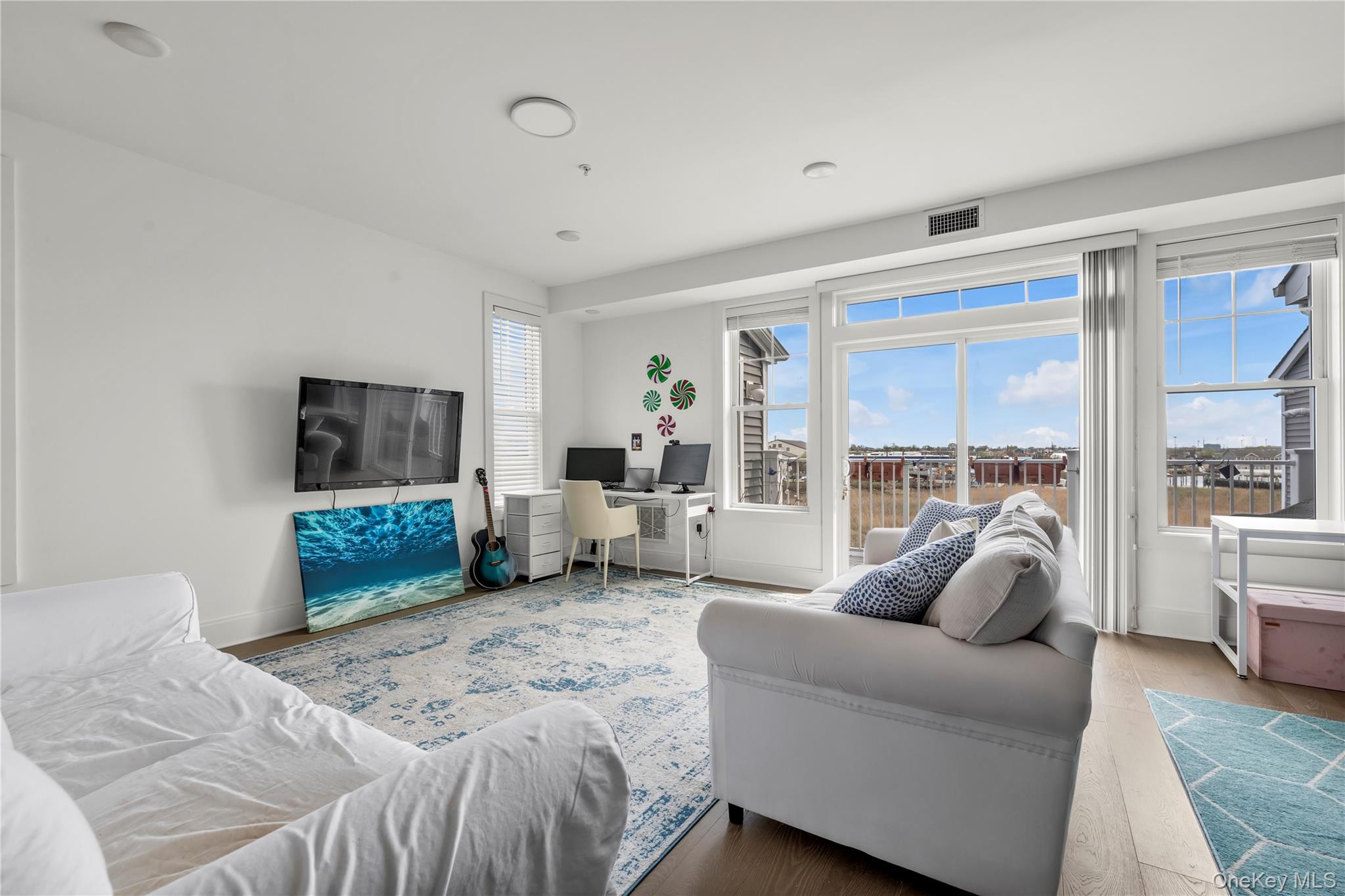 #5 photo, 322 Marina Point, ナッソー郡 East Rockaway , NY 11518