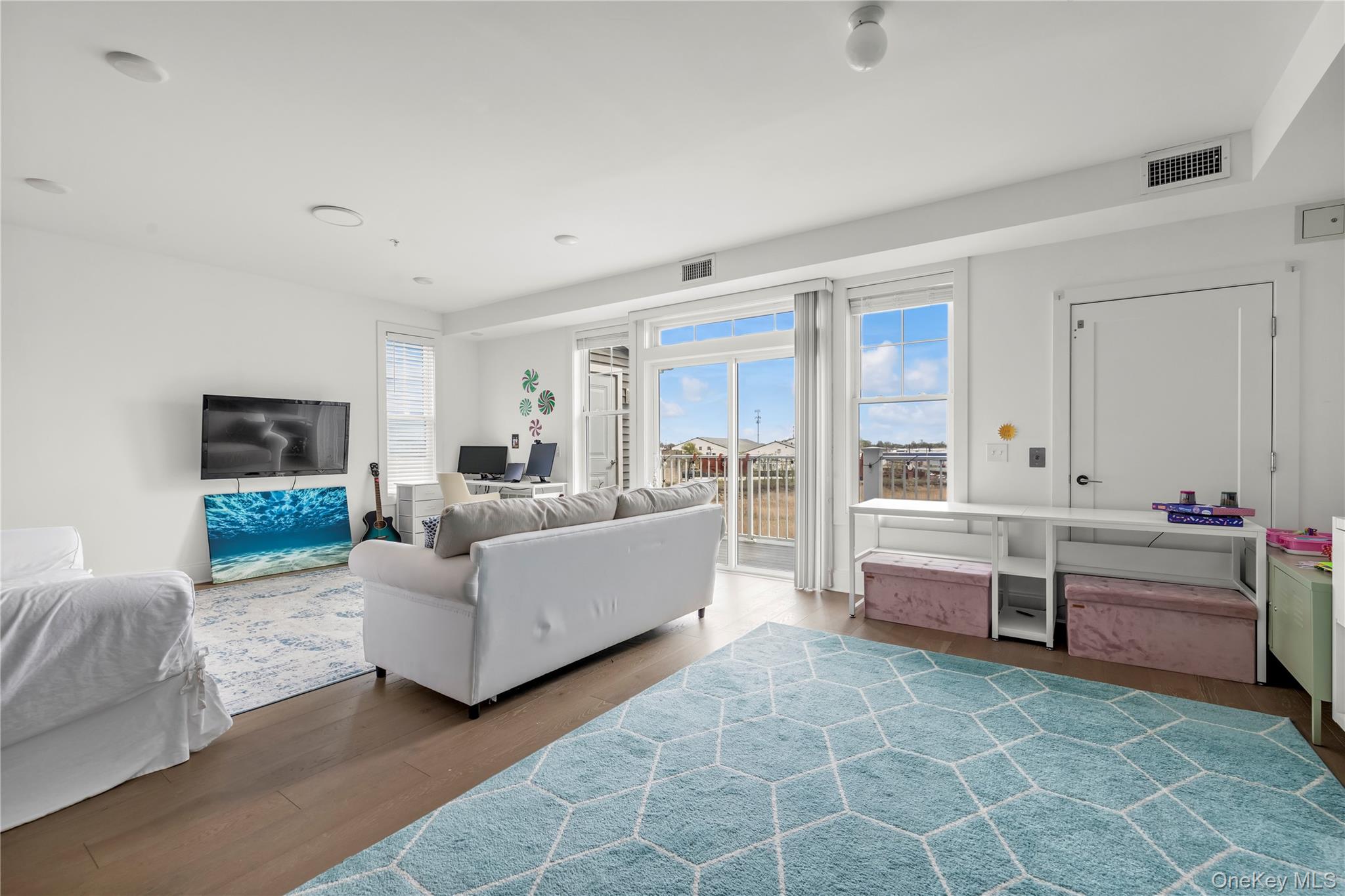 #9 photo, 322 Marina Point, ナッソー郡 East Rockaway , NY 11518