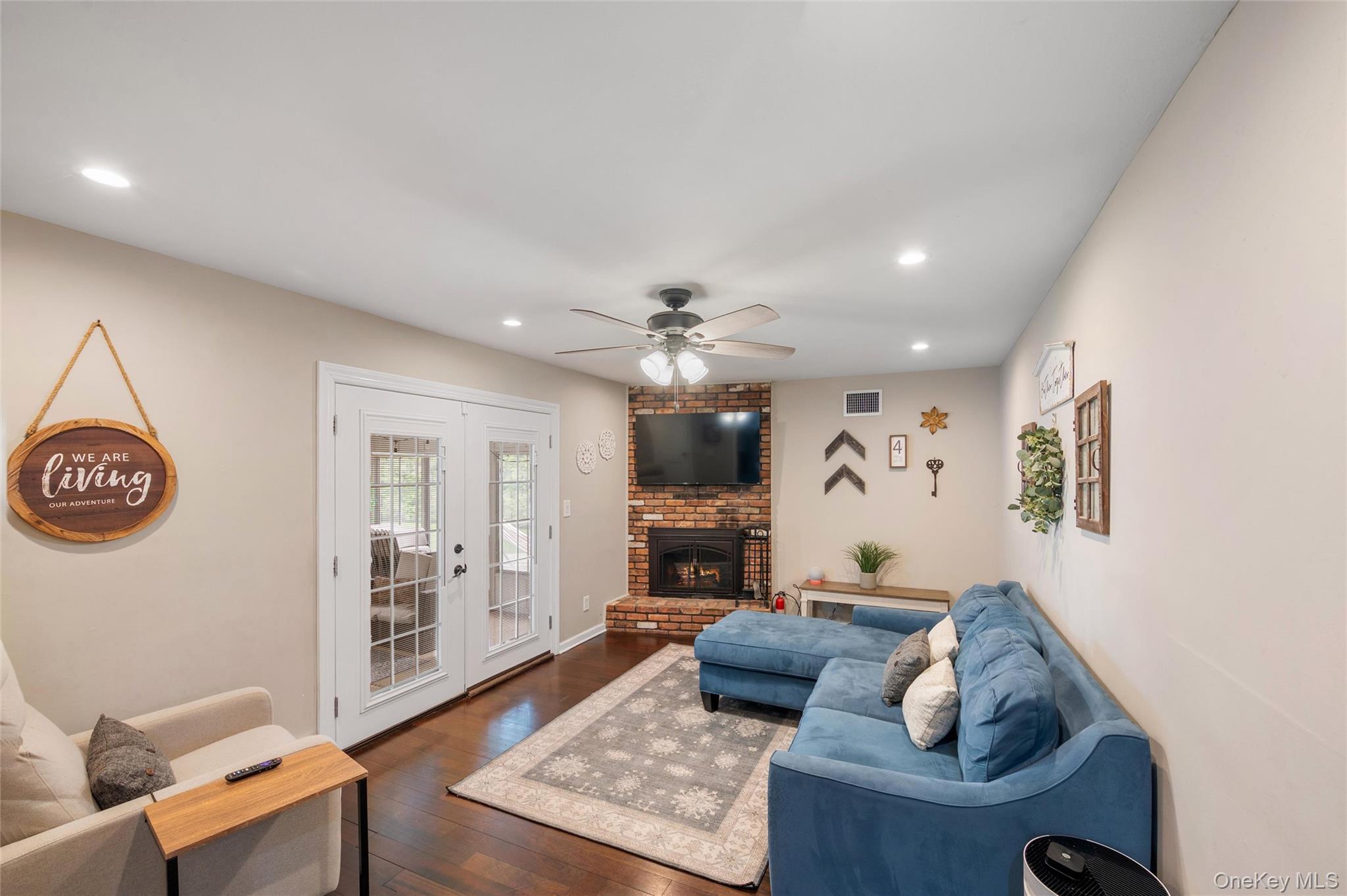 #12 photo, 25 Hilltop Drive, サフォーク郡 Mount Sinai , NY 11766