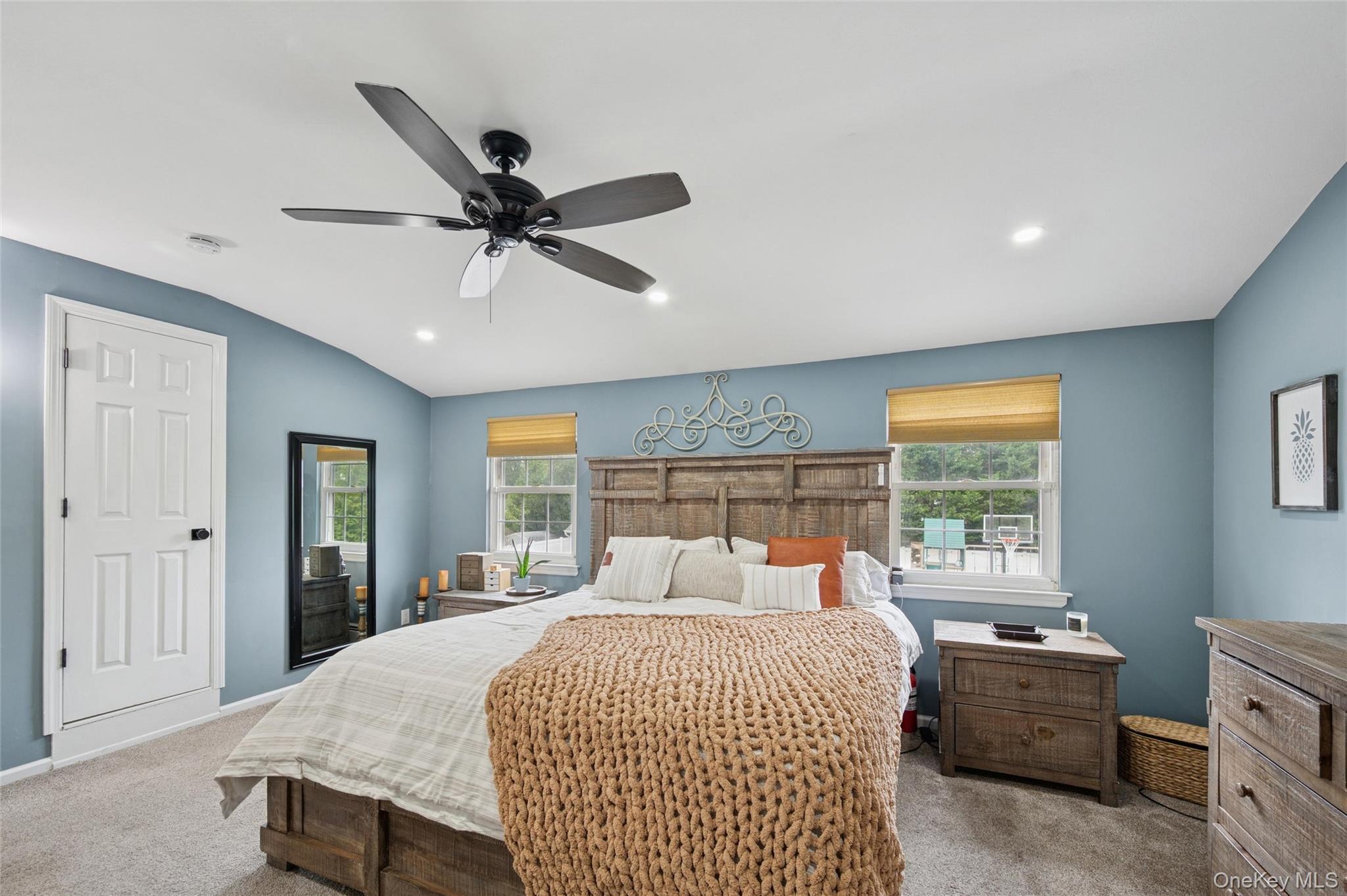 #19 photo, 25 Hilltop Drive, サフォーク郡 Mount Sinai , NY 11766