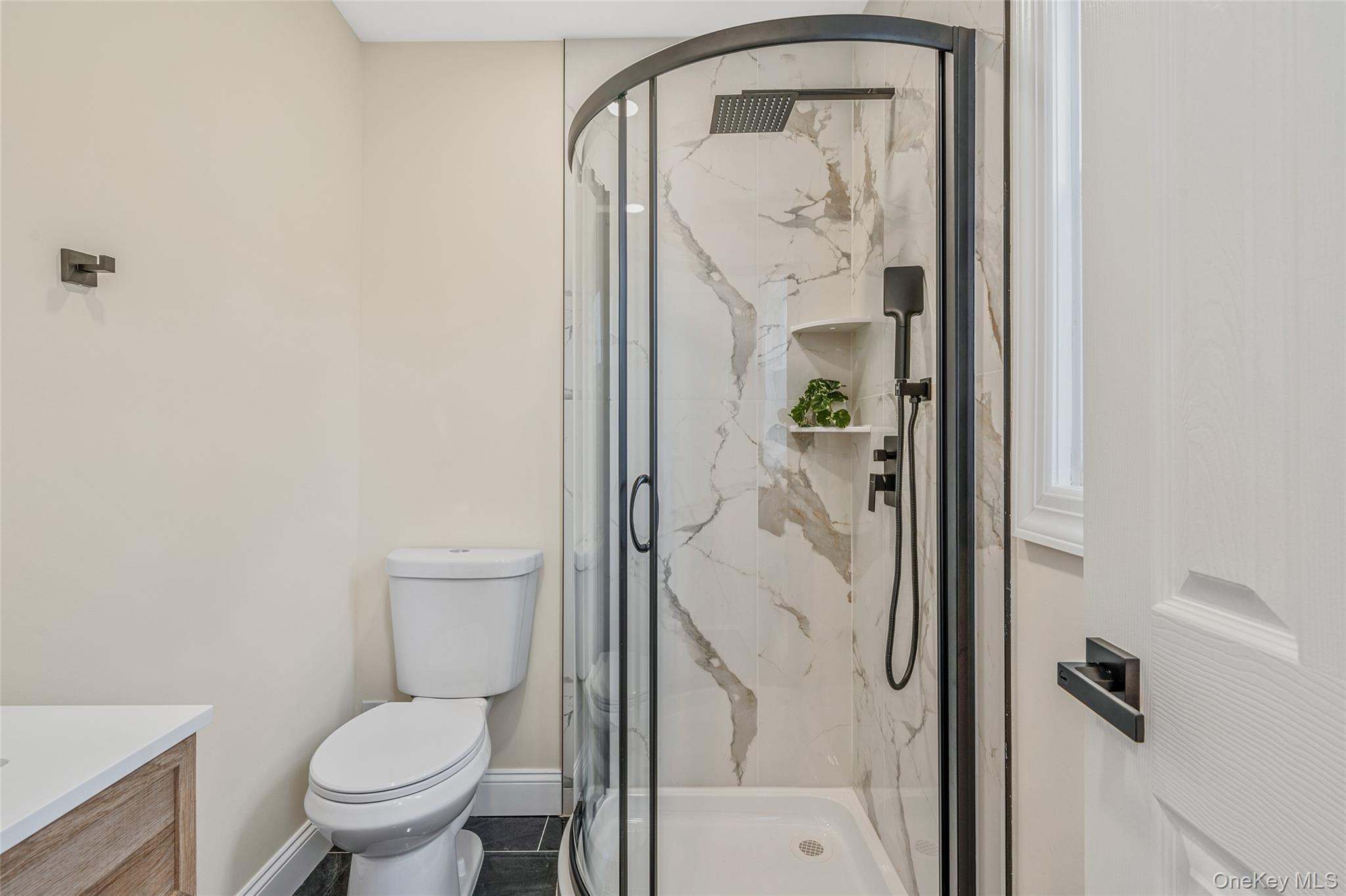 #18 photo, 761 Barkley Avenue, ナッソー郡 East Meadow , NY 11554