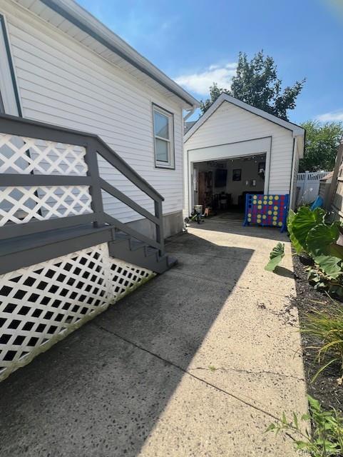 #12 photo, 35 Lawson Avenue, ナッソー郡 East Rockaway , NY 11518