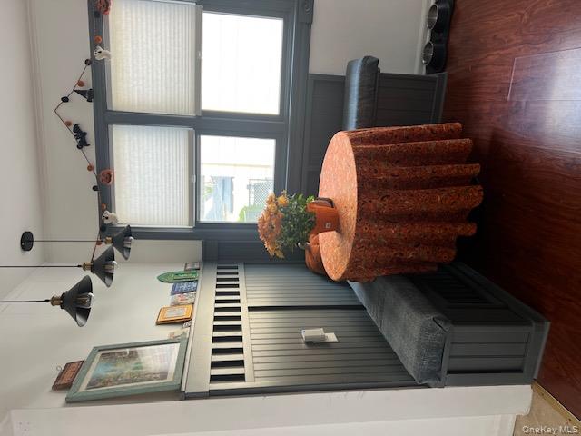 #19 photo, 35 Lawson Avenue, ナッソー郡 East Rockaway , NY 11518