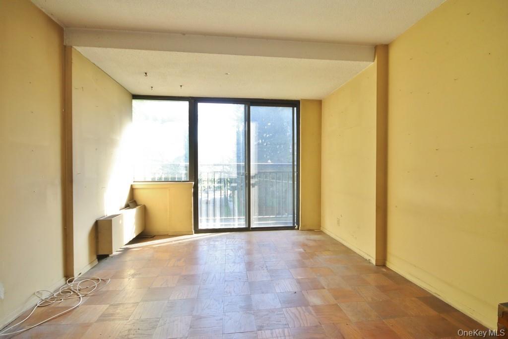 #13 photo, 15 Stewart Place, White Plains , NY 10603